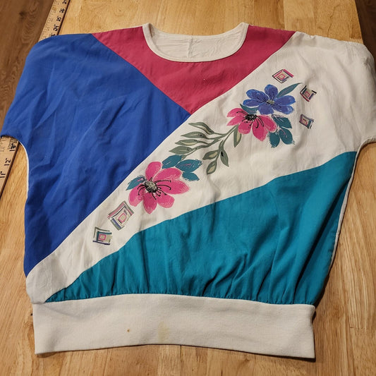 Colorful Vintage Blue Pink White Floral 80's Retro Short Sleeve 22" Pit 2 Pit