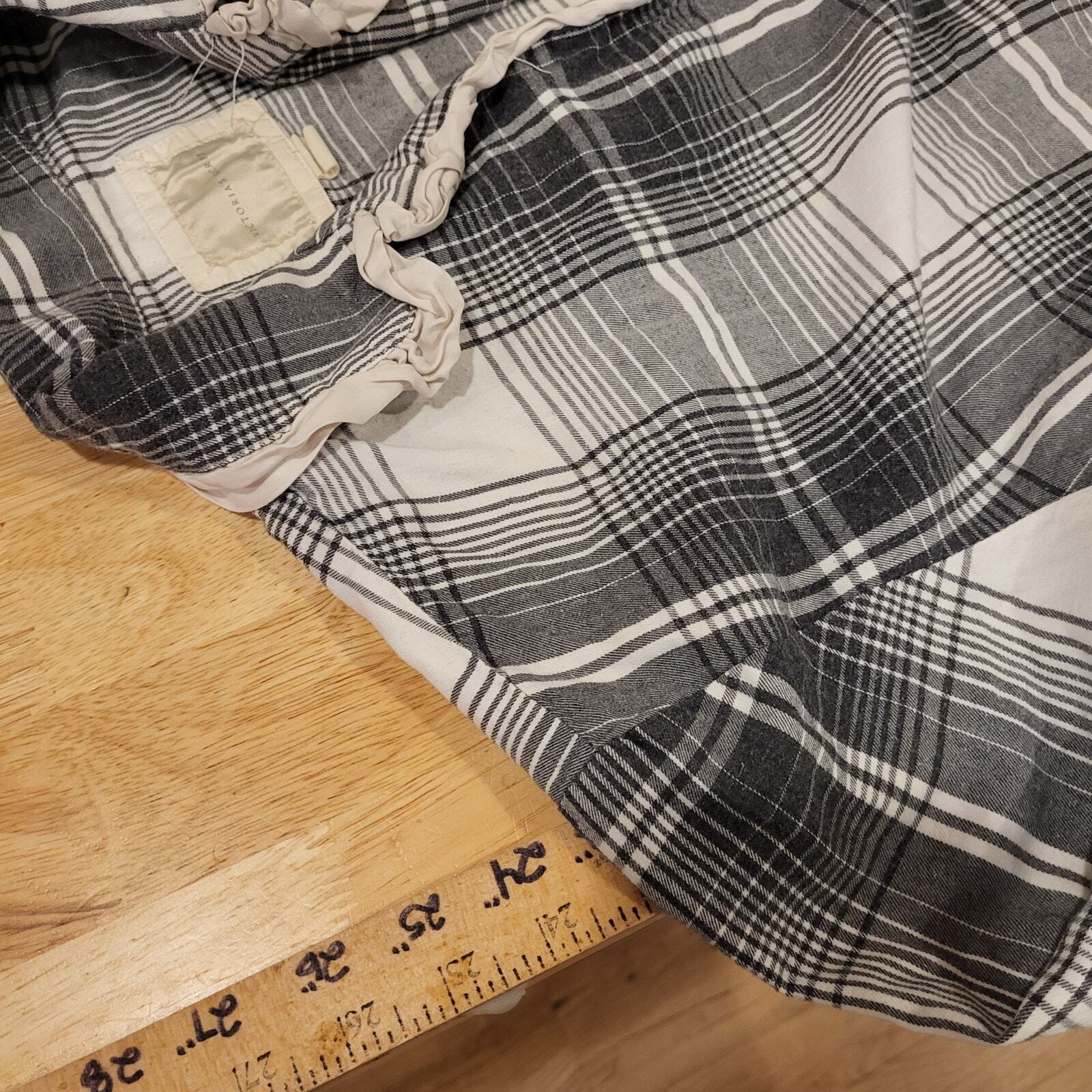 Victoria's Secret Pajama Top Black & White Plaid Cotton Button Collar LONG Slv. 
