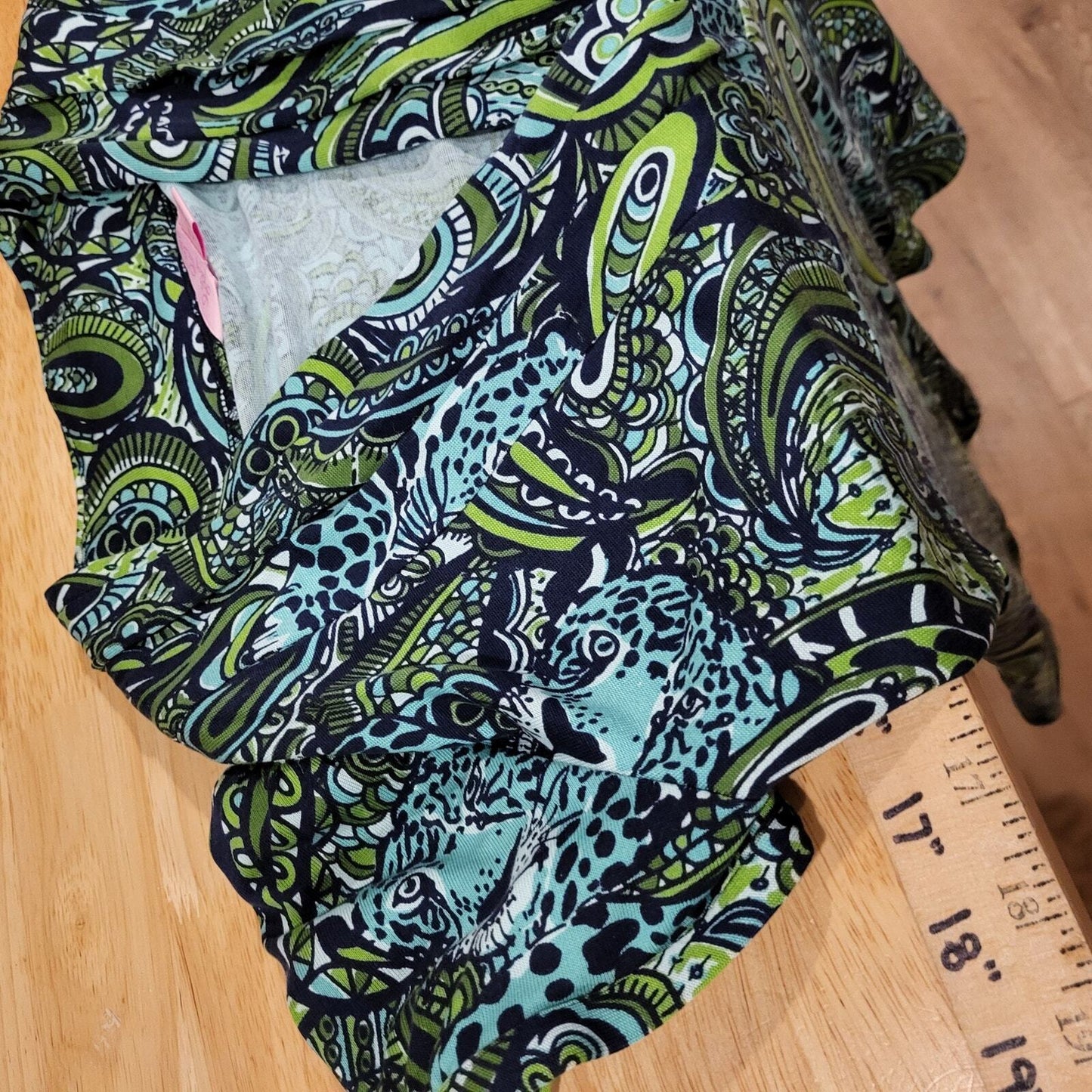 Lilly Pulitzer Blue Leopard Paisley Print V-Neck T-Shirt Jersey Button xs