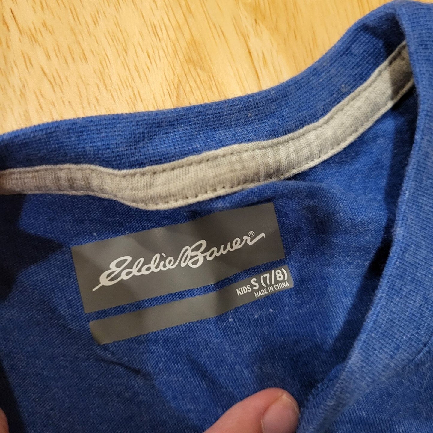 Kids Eddie Bauer Blue T-shirt Never Worn 7/8 Small 14" Pit to Pit