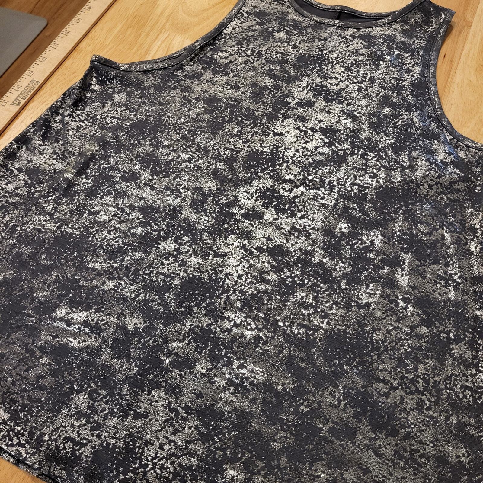 Gunmetal Gray Silver Metallic Knit All In Motion Tank Medium