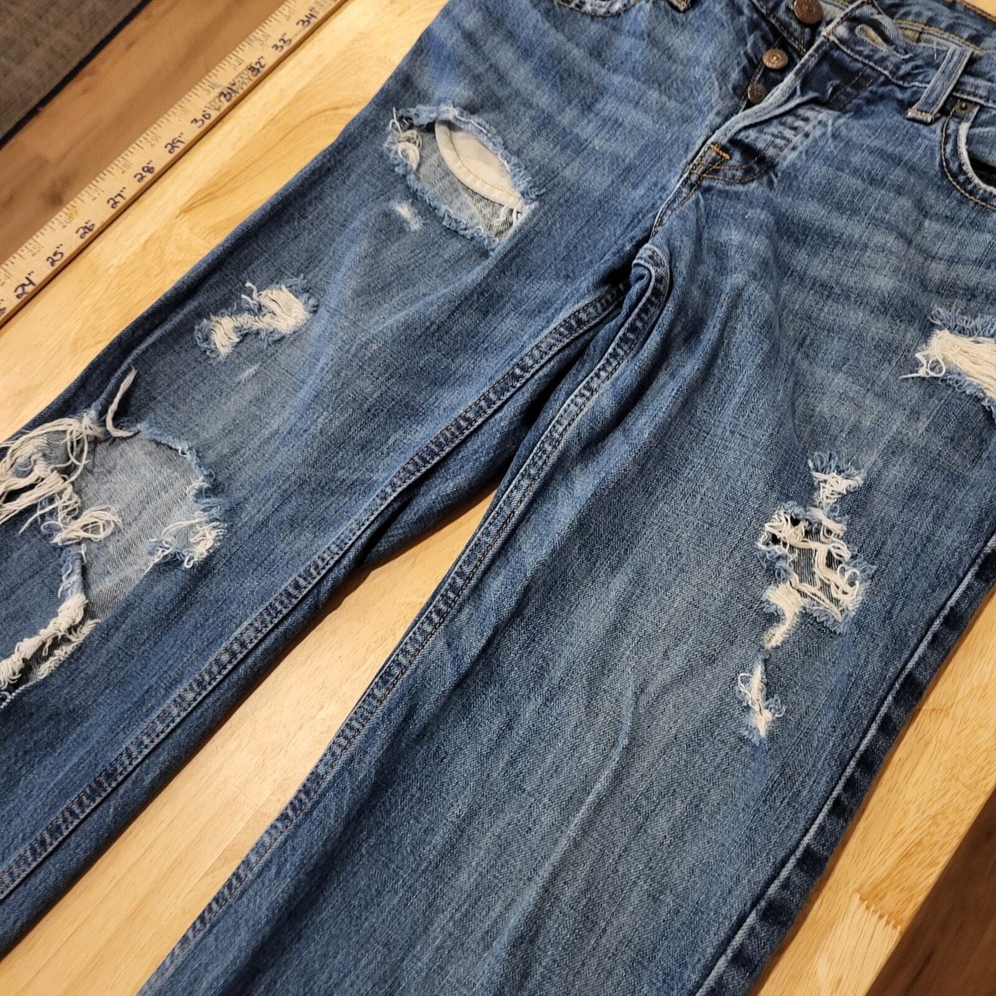 Hollister 31x30 Medium Wash Distressed Denim Jeans 