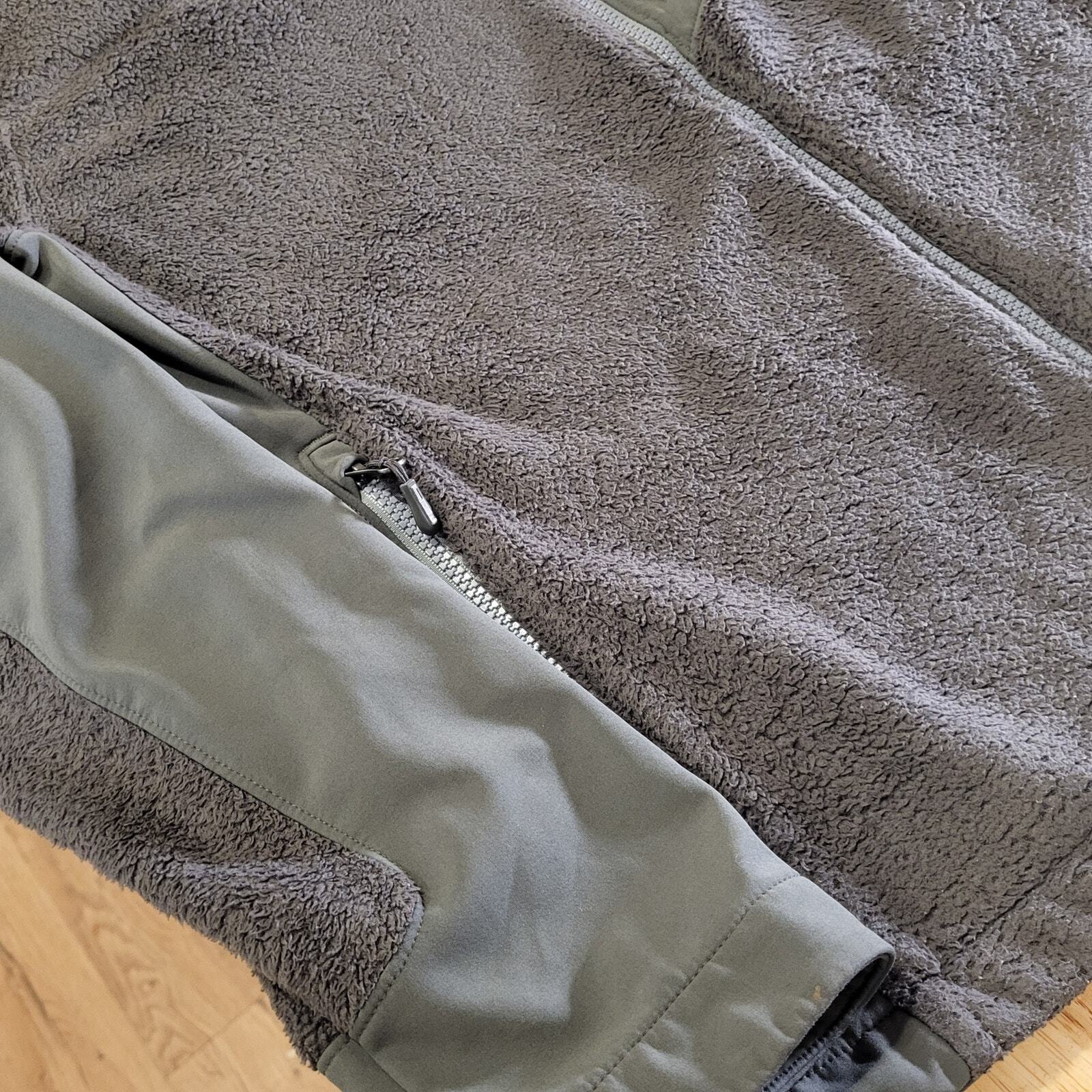 REI Gray Fleece Full Zip Nylon Sleeve Jacket Pockets Medium Toggle 22" P2P 25" L