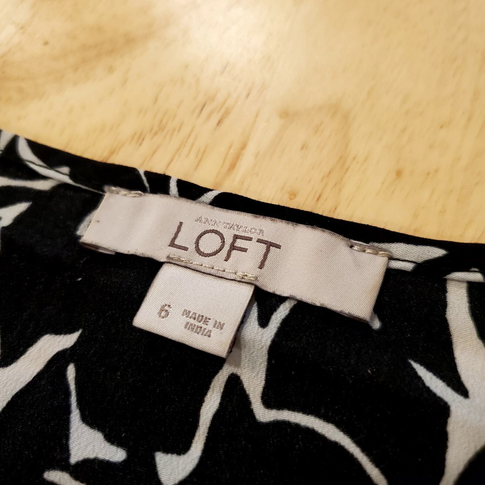 Ann Taylor Loft Black & White Abstract Romper Long Sleeve Shorts  Size 6 