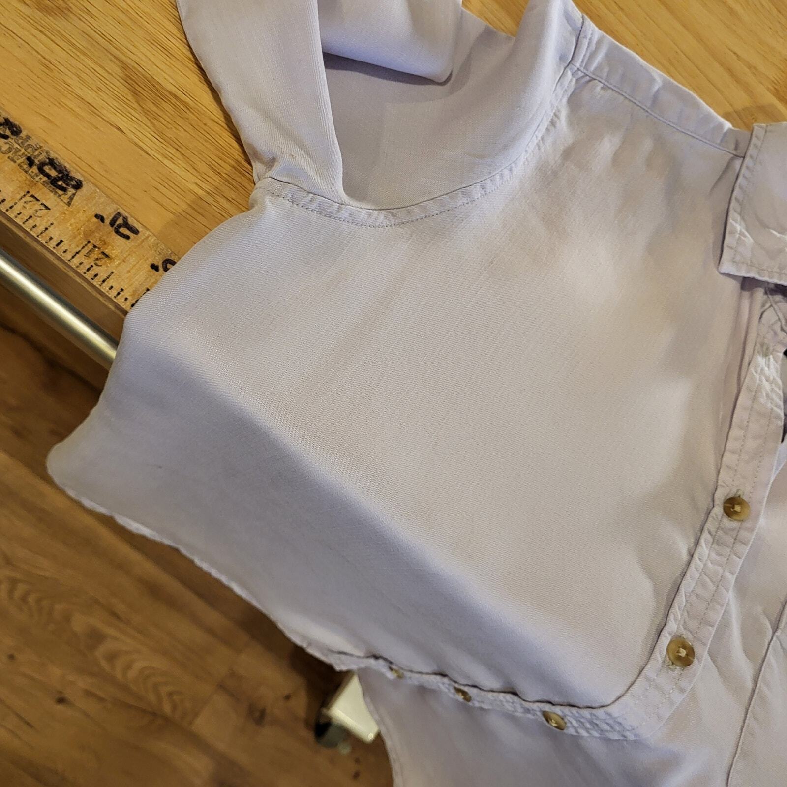 American Eagle Outfitters Light Lavender Purple Lyocell Button Down Collared Med