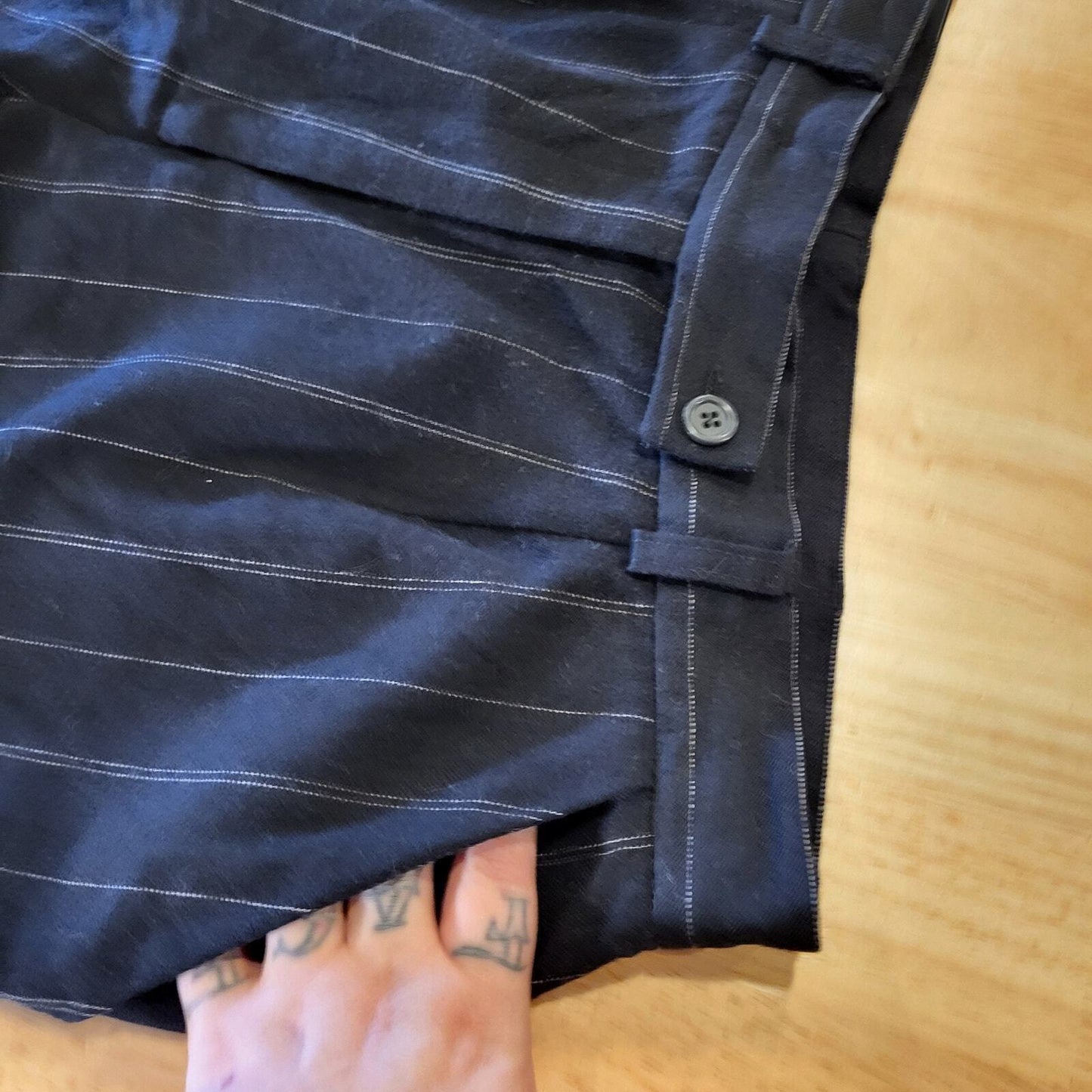 David N. 100% New Wool Woolmark Slacks Size 12 Blue Pinstripe Straight Pleated 