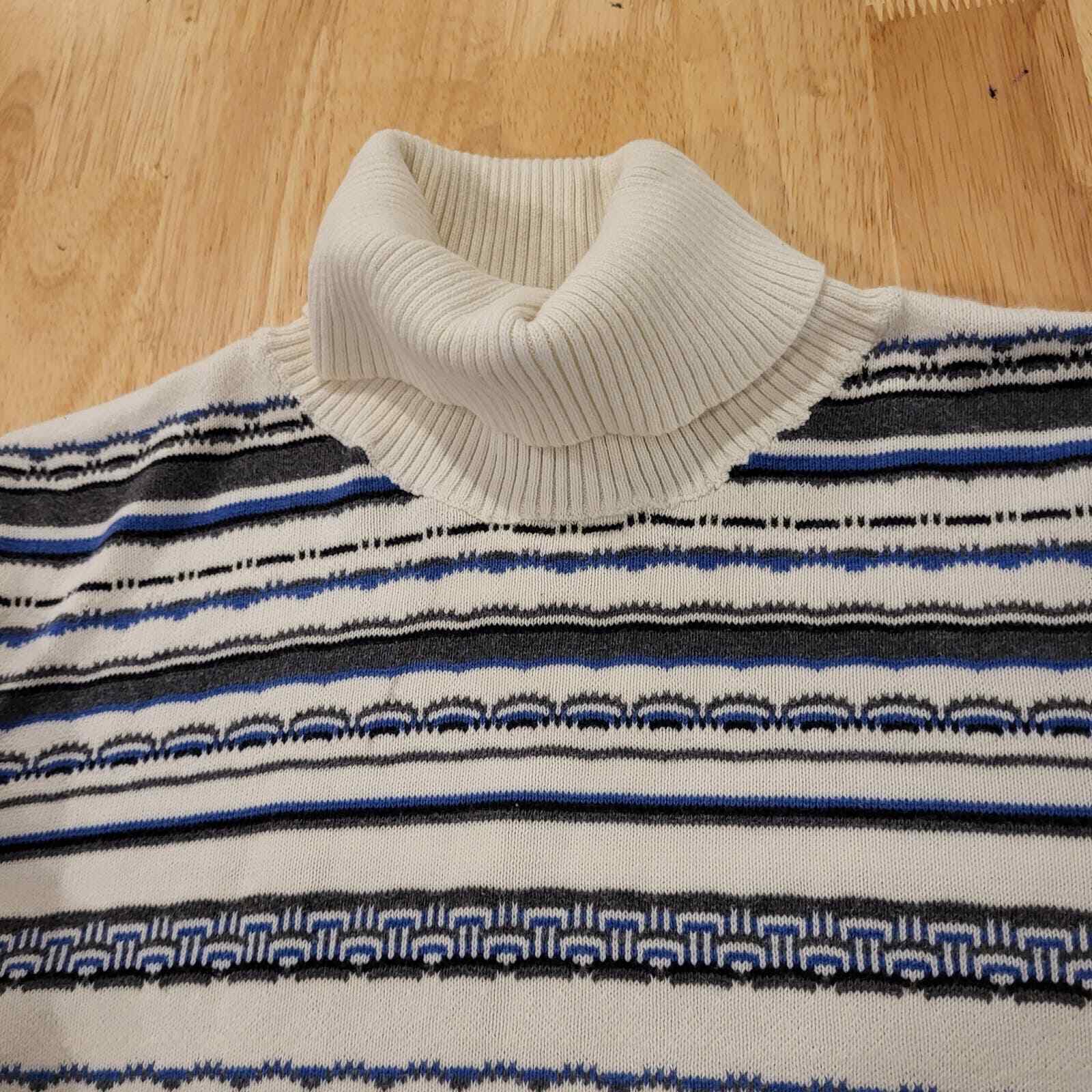 100% Cotton Izod Blue Geometric Japanese Wave Turtleneck Sweater Large