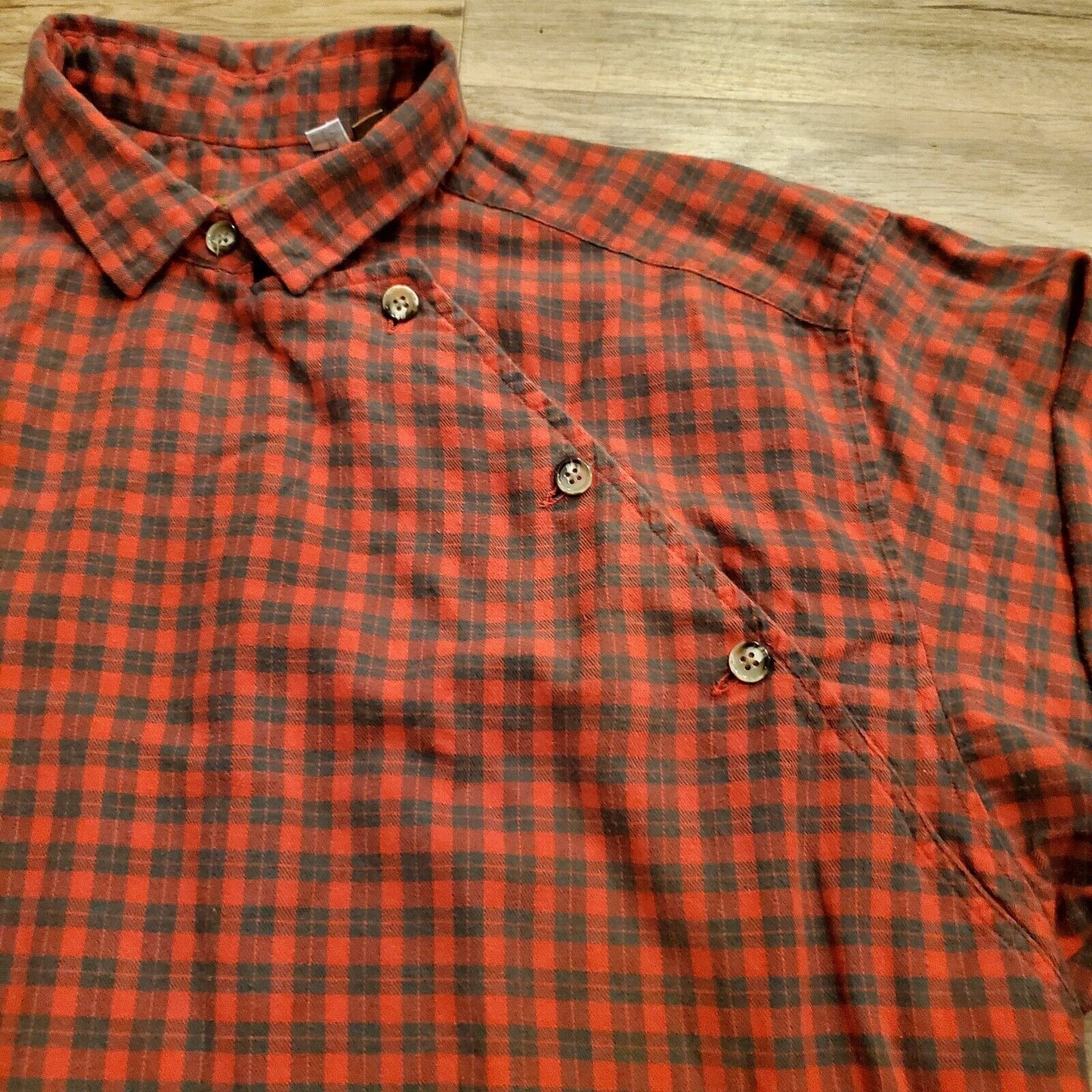 Vintage Ruff Hewn Red Plaid Flannel Shirt Button Yoke Detail Made in USA 12