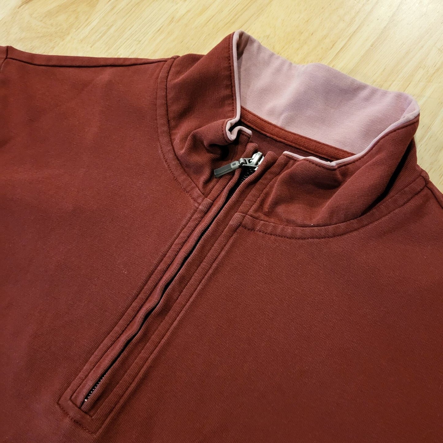 Patagonia burgundy quarter zip long sleeve mock neck medium cotton blend shirt M