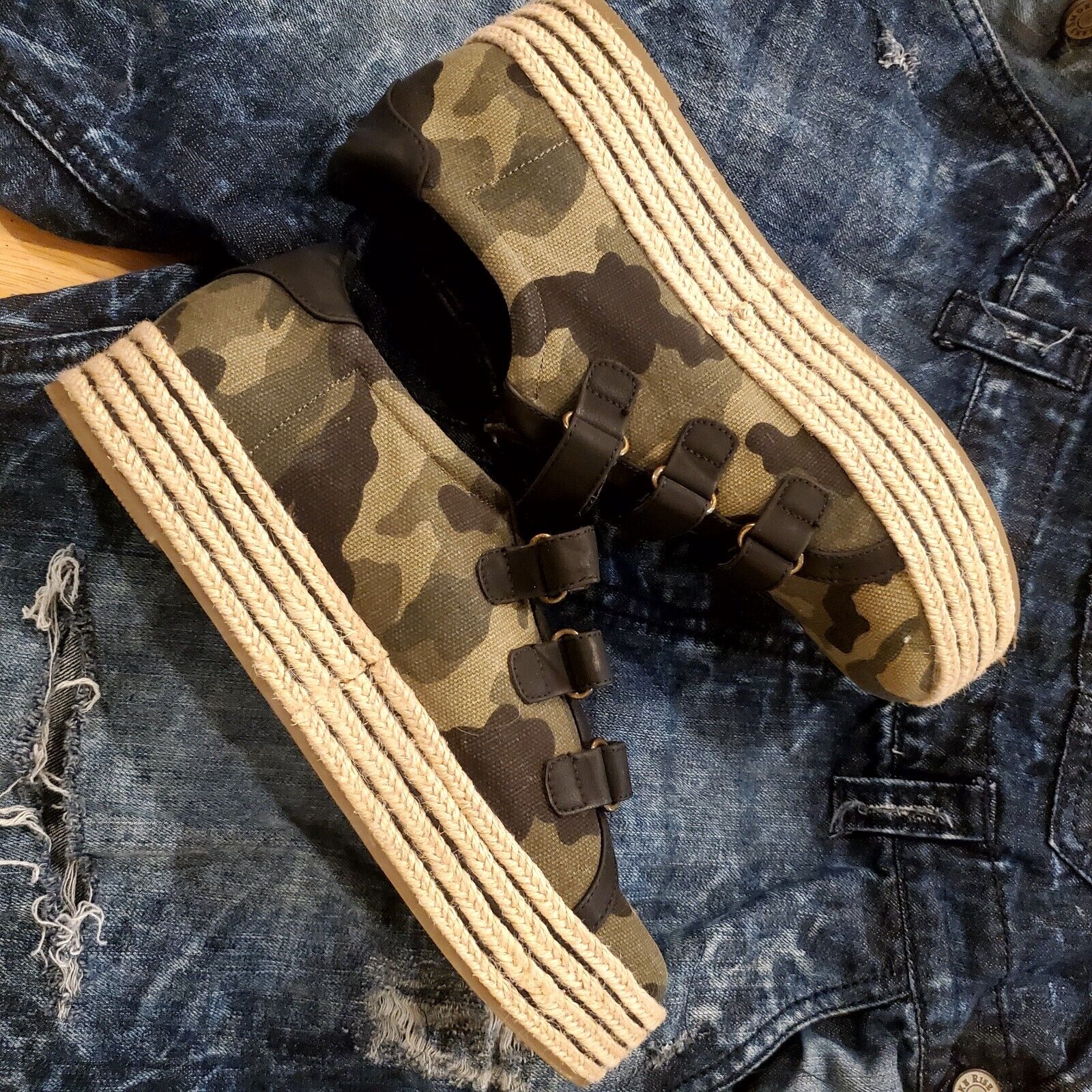 Mix No.6 Platform Camouflage 3 Hook & Loop Strap Espadrille 9.5
