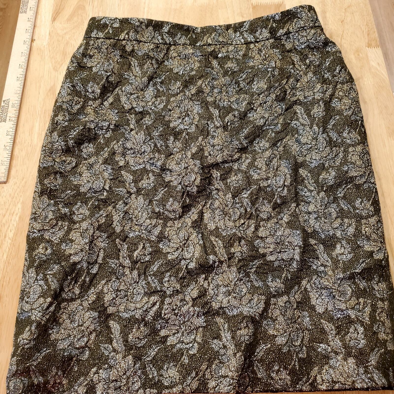 J.Crew Knee Length Pencil Skirt Silk Blend Metallic Black Gold Size 6 Back Slit