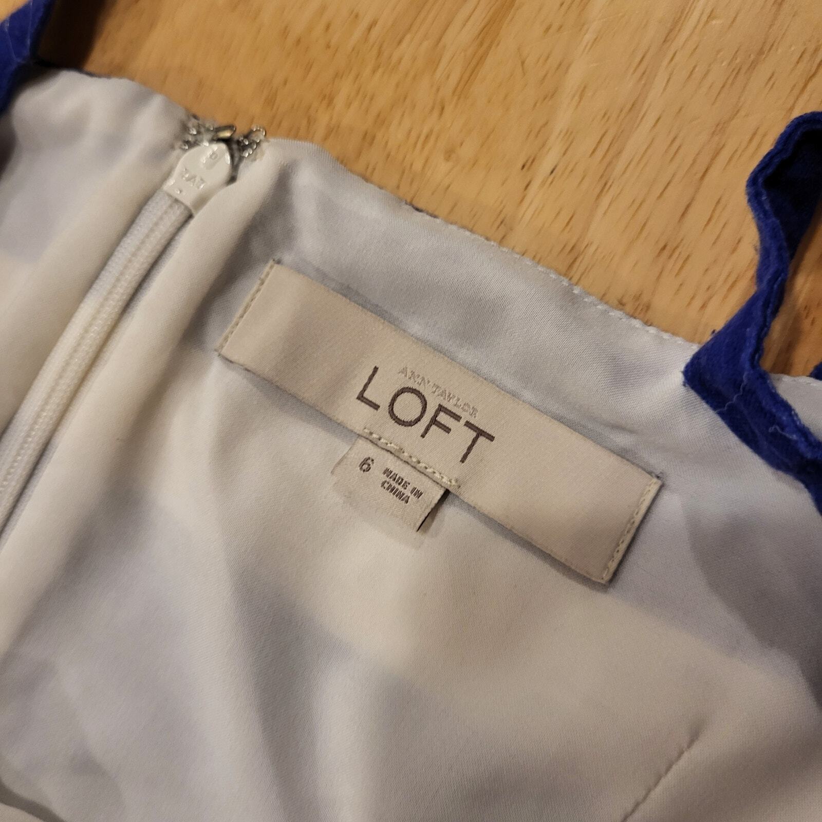 Ann Taylor Loft Blue & White Size Six Strappy Knee Dress 16" P2P 14" Waist