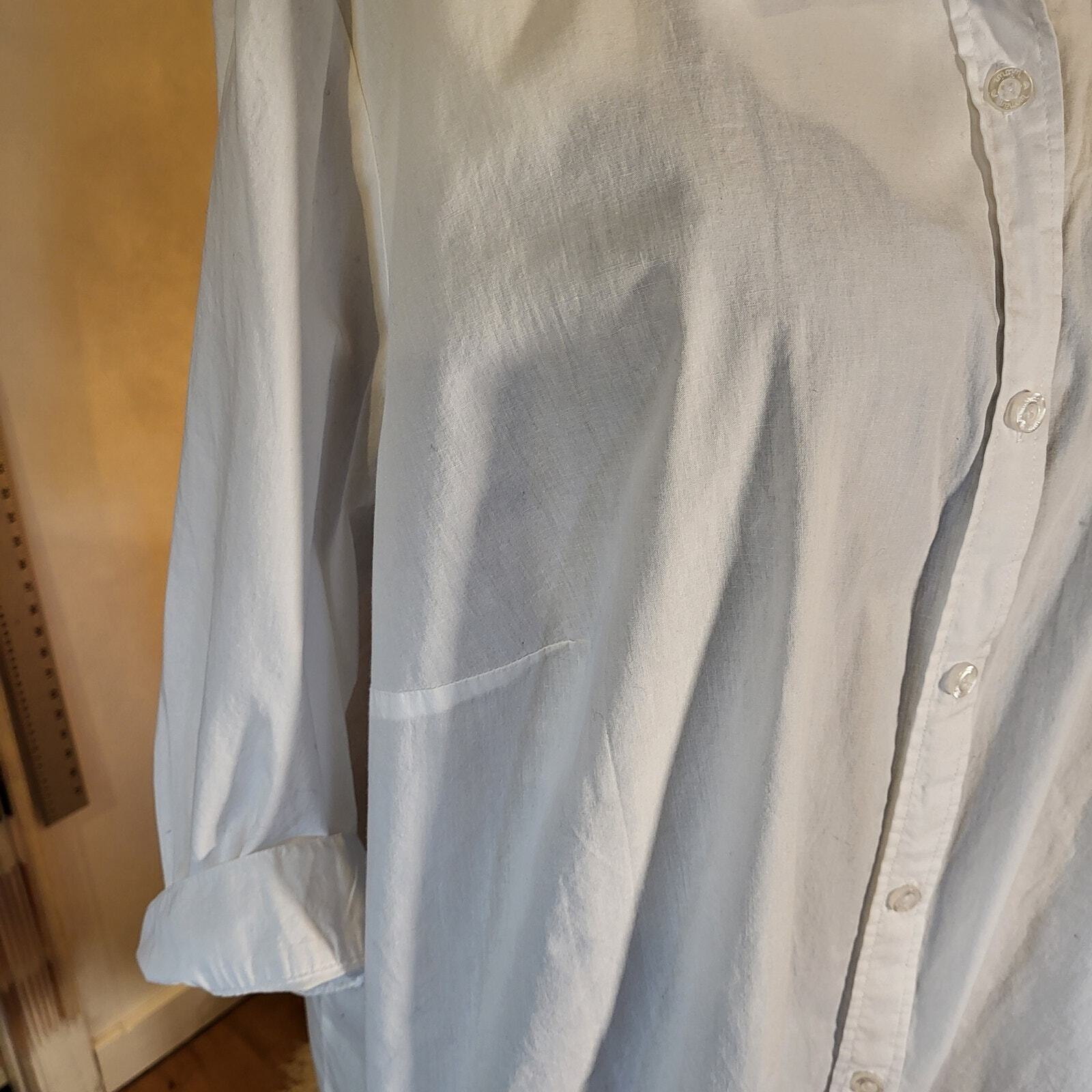 White Cotton Woman Within Flowey Collared Button Down 29" P2P