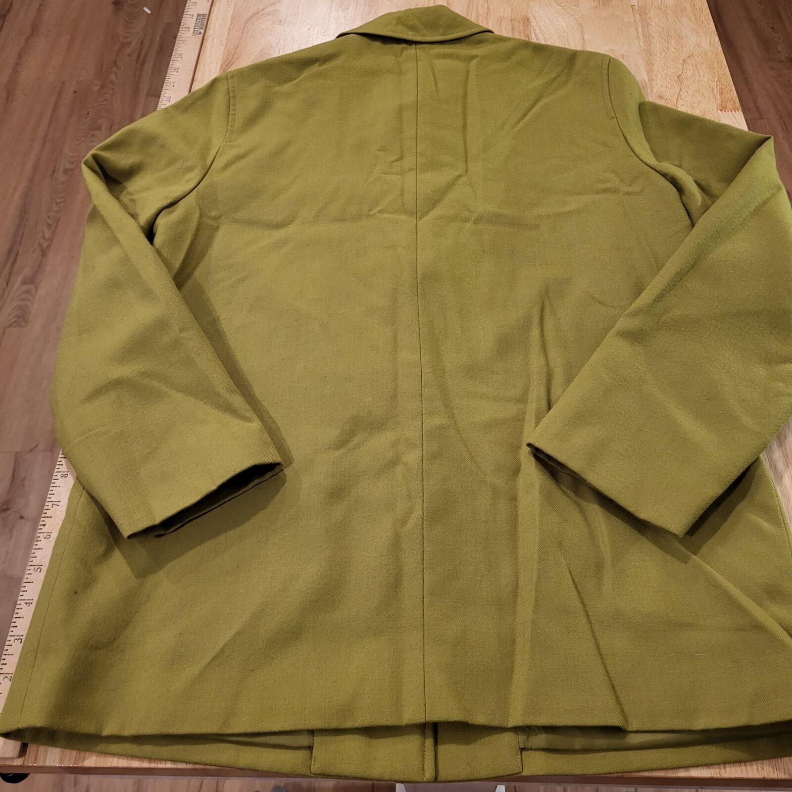 Vintage chartreuse green wool Danielle Martin coat button detail small 20" p2p