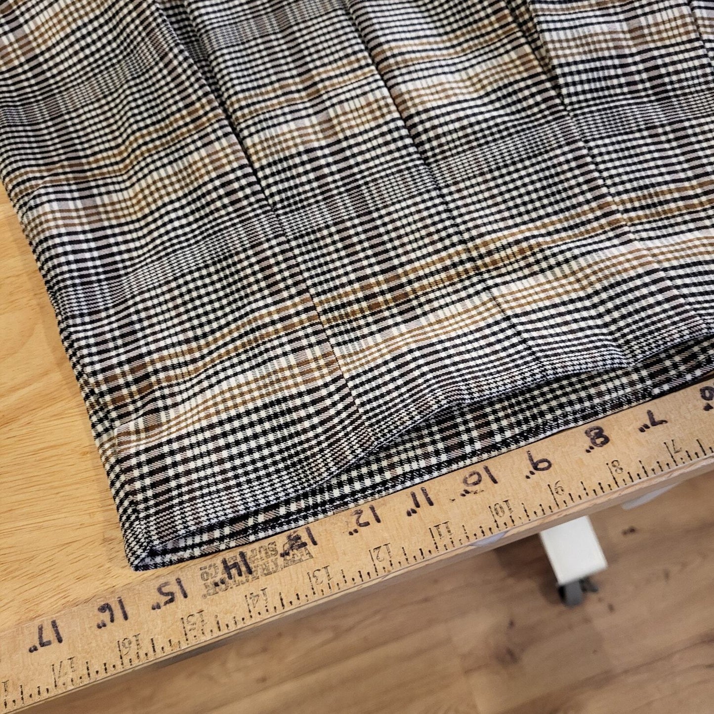 Shinestar Plaid Pleated Black & Brown Mini Skirt Large 20" Waist Elastic 