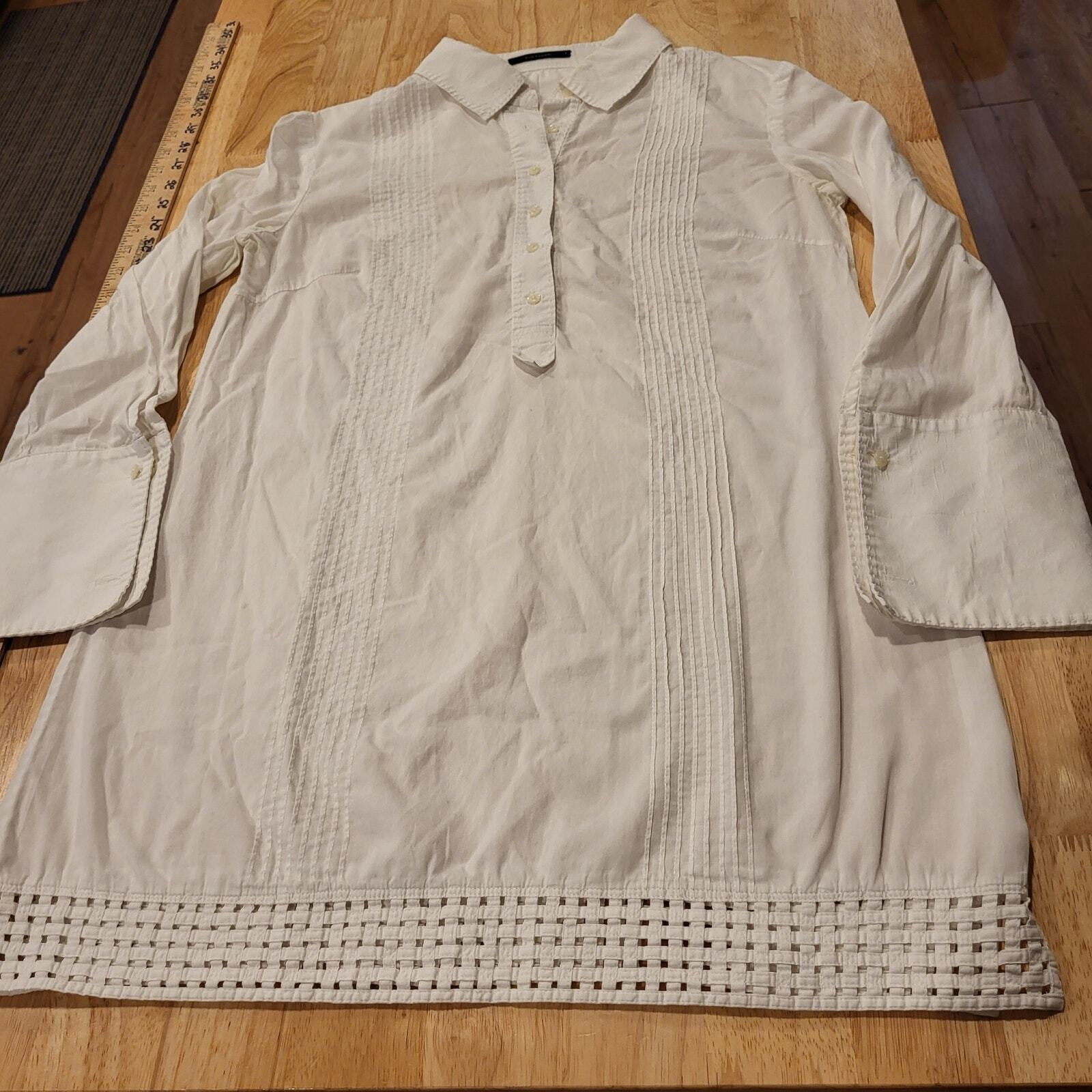 Tahari White Cotton Blouse Pleated Lattice Hem Button Detail 19" P2P