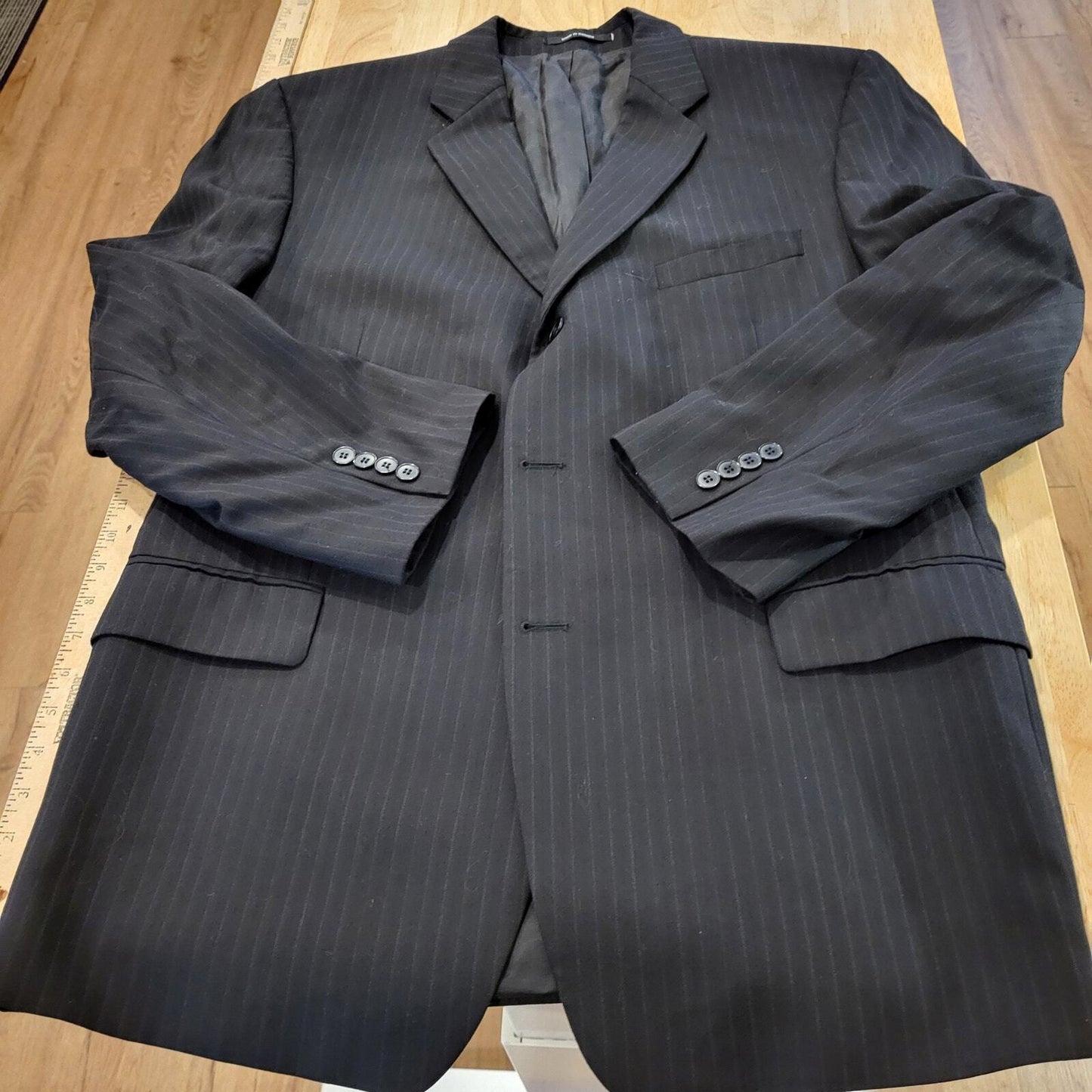 DKNY Black Pinstripe 100% Wool Suit jacket 32" Long 25" P2P