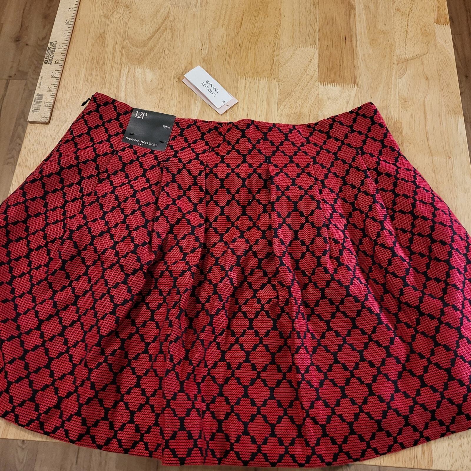 NWT Banana Republic Factory Skater Skirt Pink Fuscia Mini Pleated 12p