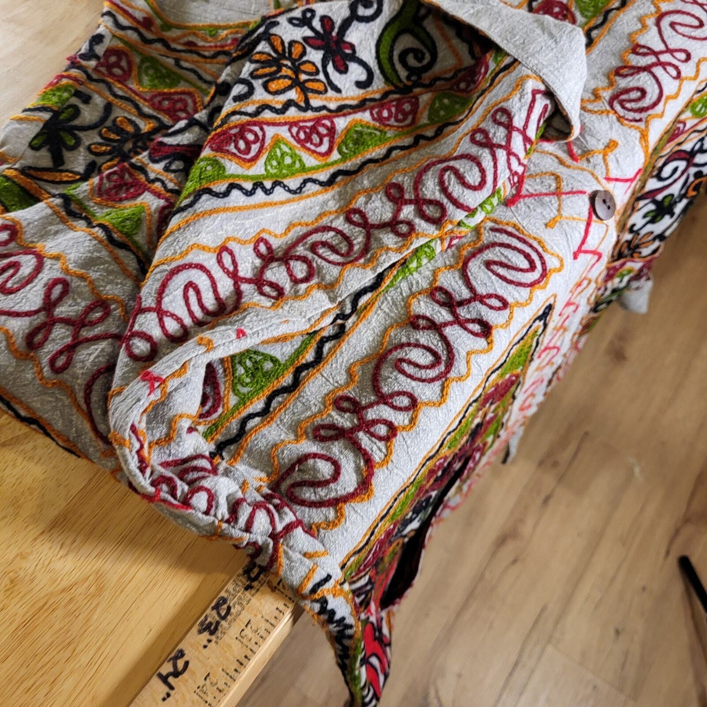 100% Cotton Made in India Hand Embroidered pockets a buttons 22" P2P 27" Long