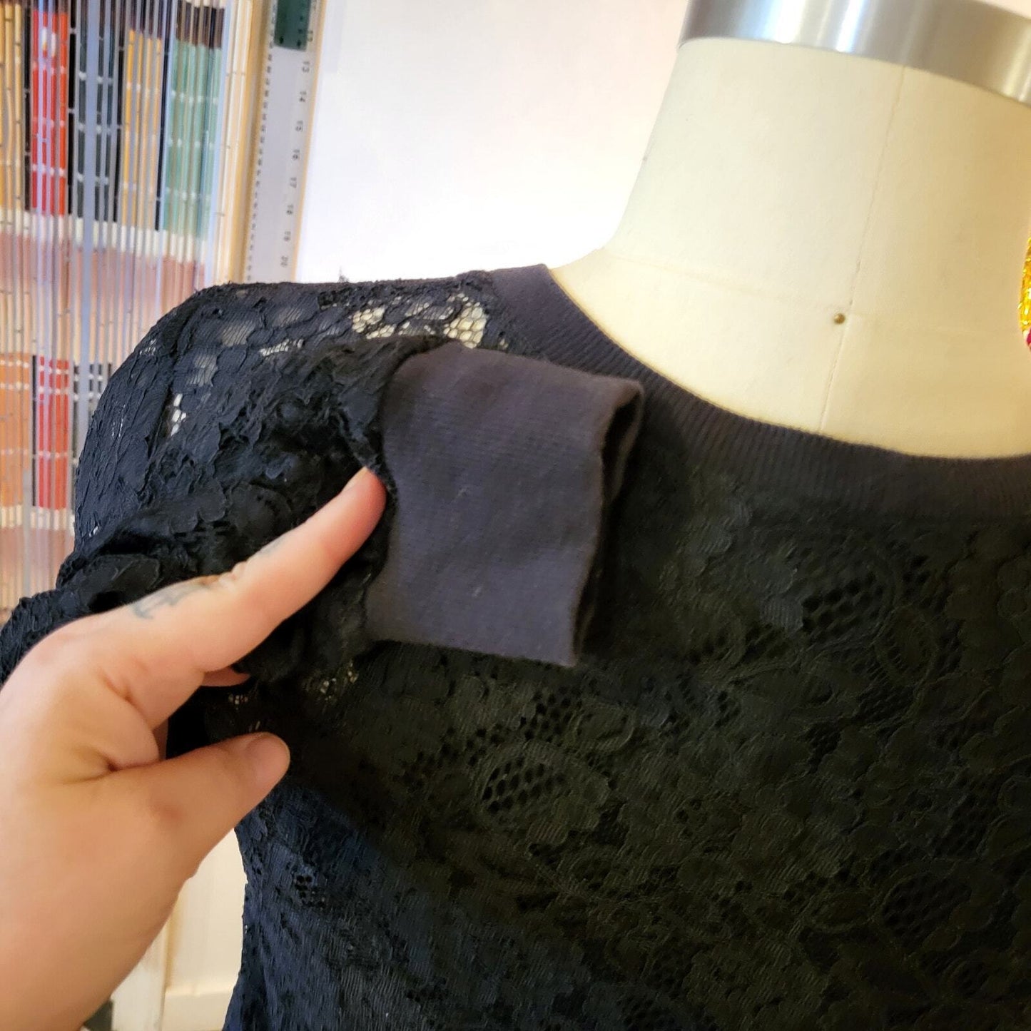 BCBG Black Lace Sweatshirt Dress Tank Under Long Sleeve Small 19" P2P 