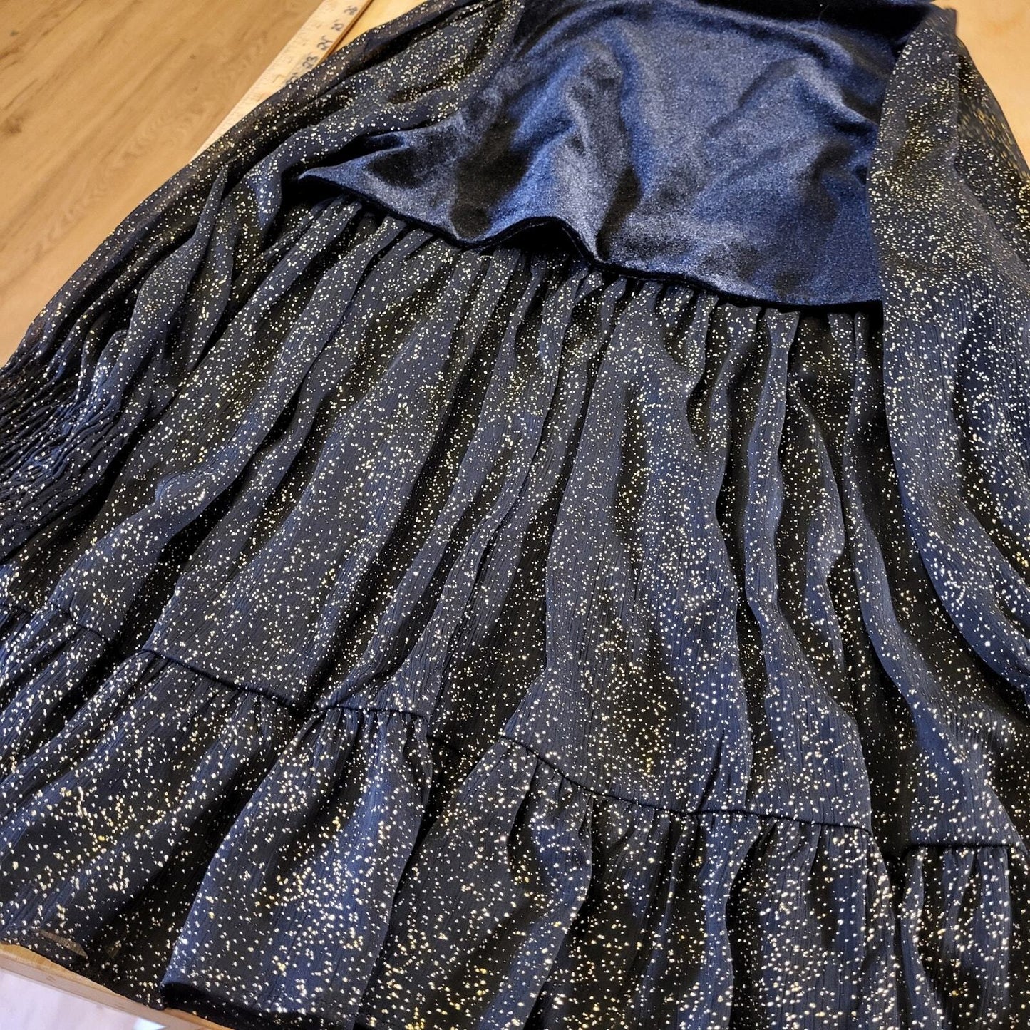 Zara Small Blue Velvet Gold Flecked Sparkle Blue Ruffle 18" P2P 