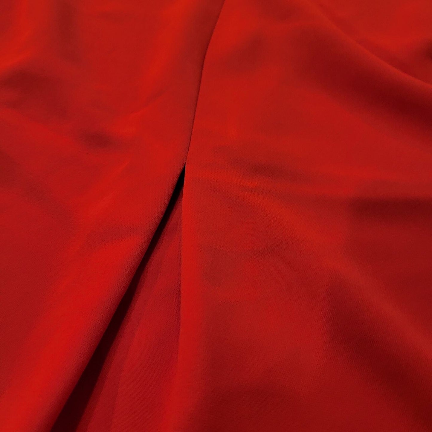 Red Doncaster size 8 Sleeveless Blouse Dart Detail  19" P2P 25" shoulder to hem