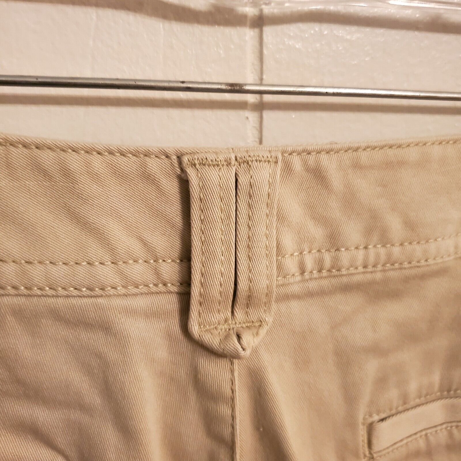 Eddie Bauer Women's Size 12 - Khaki Shorts with Pockets 