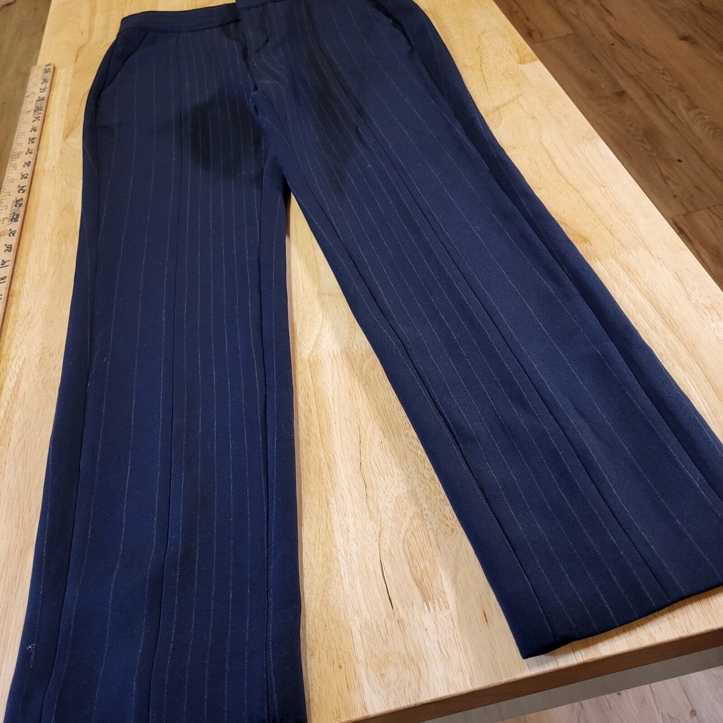 Joie Blue Pinstripe Straight Leg Flat Front 26" inseam 14" Rise size 4