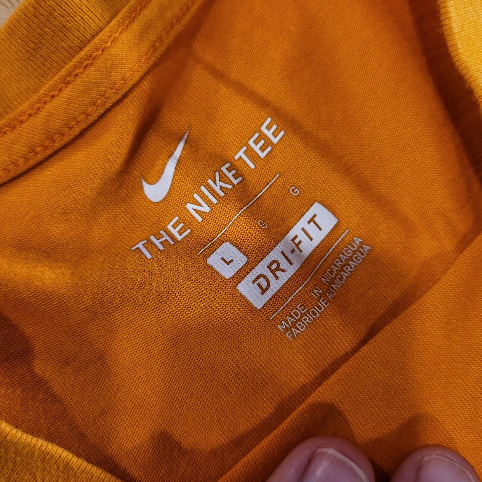 The Nike Tee Dry Fit Orange Long Sleeve Jersey T-shirt Large 21" Pit 2 Pit