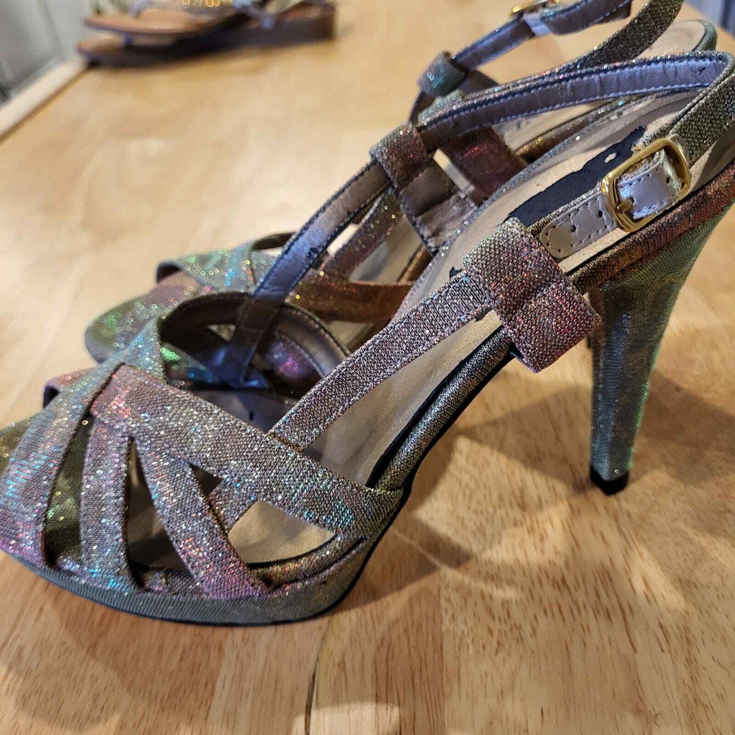 Rainbow Leopard Metalic Strappy 8m 4" Heel
