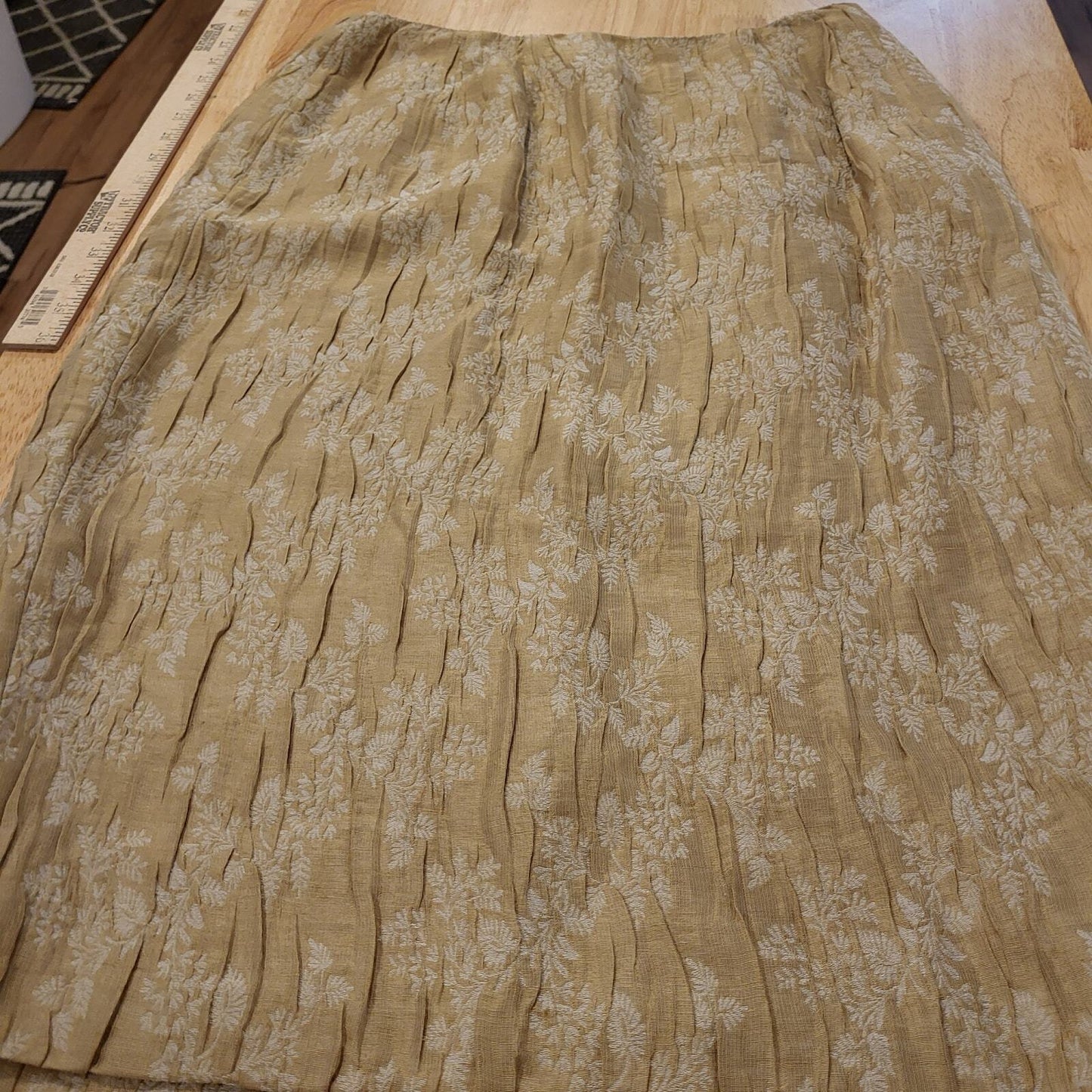 Doncaster Linen Blend  Botanical Detail Pencil Skirt Italian Back Slit 10 30" W