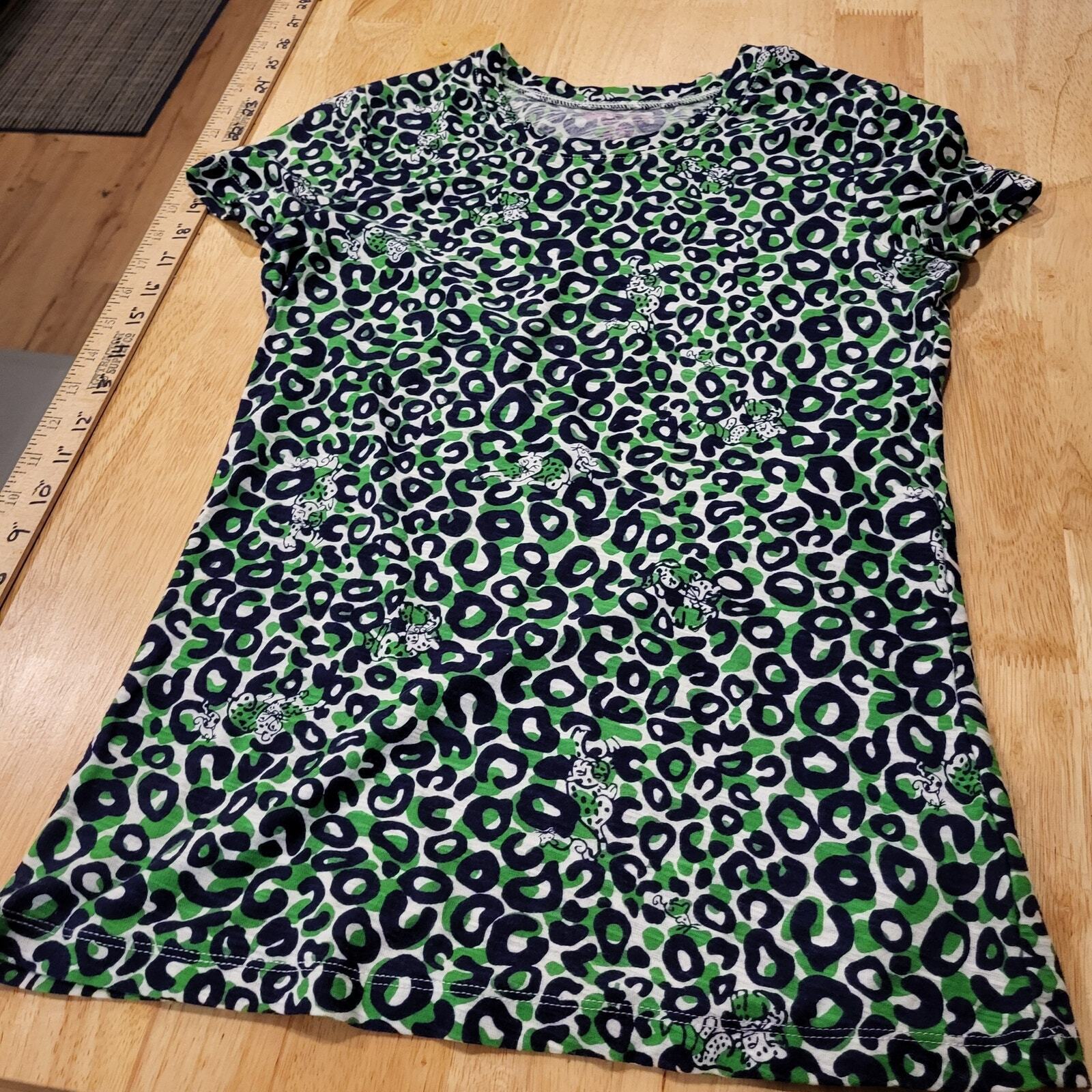 Lilly Pulitzer small leopard print green background 15 in pit to pit