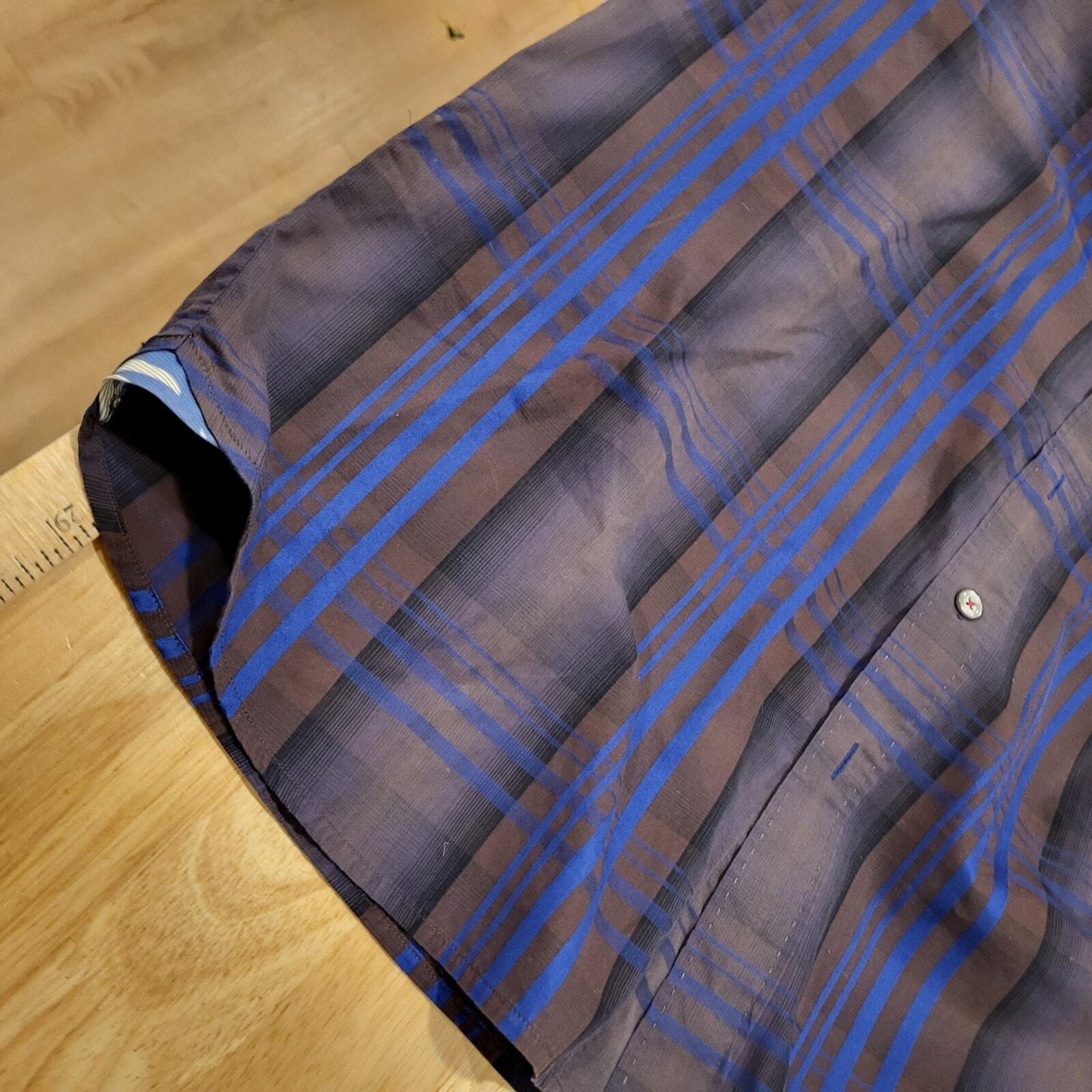 Tommy Bahama Purple Plaid 100% Cotton Button Down Collared Shirt Contrast Cuff 