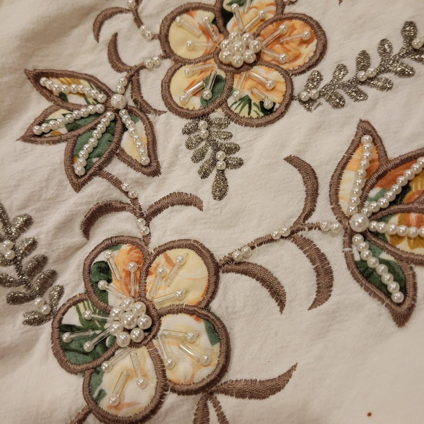 Vintage Beaded Jane Ashley White Short Sleeve Button Down Collared Shirt