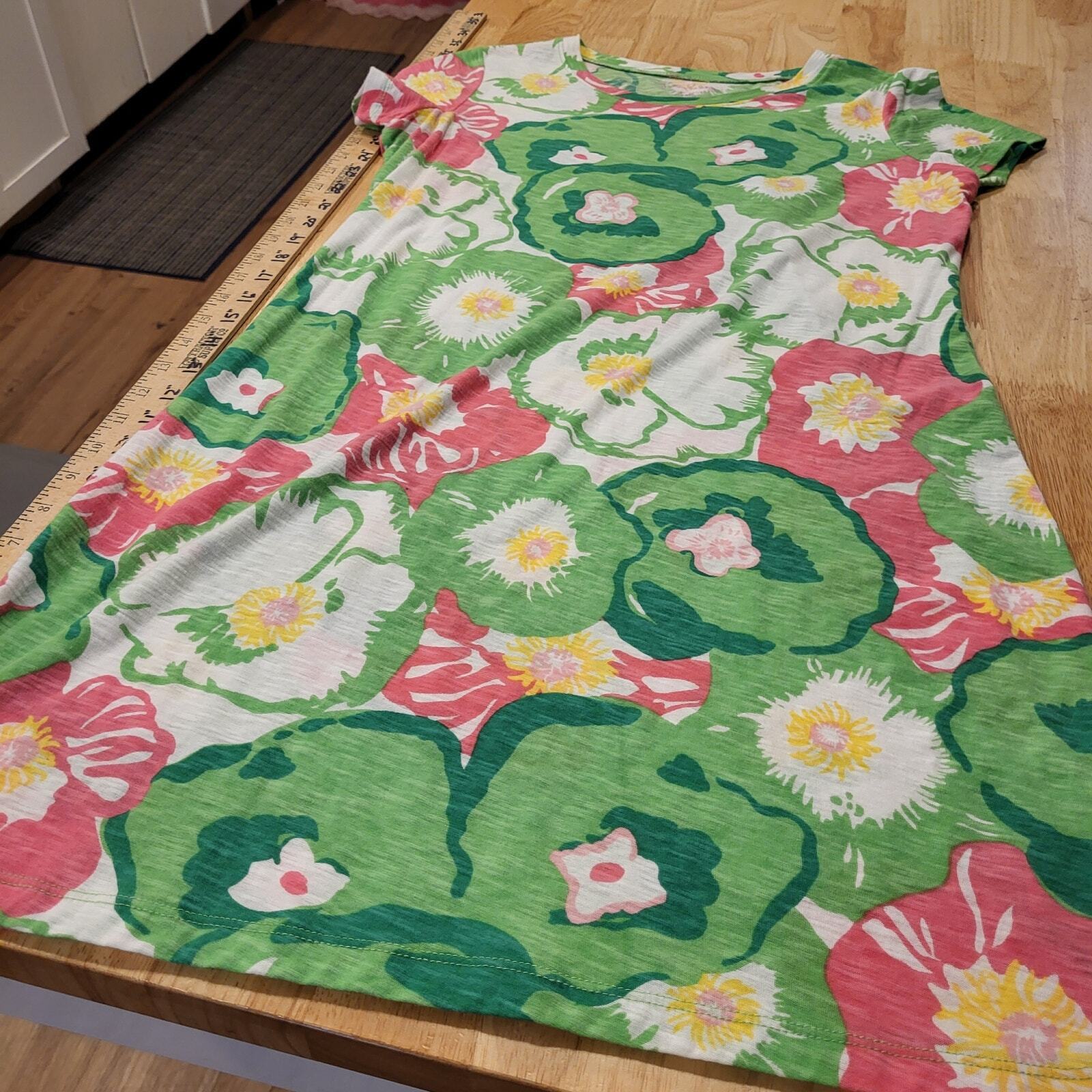 Lilly Pulitzer Floral Pink & Green T-shirt Dress Small Jersey 18" P2P