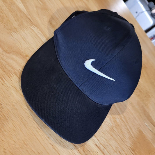 Nike Golf Flex Fit Hat black white stretch 