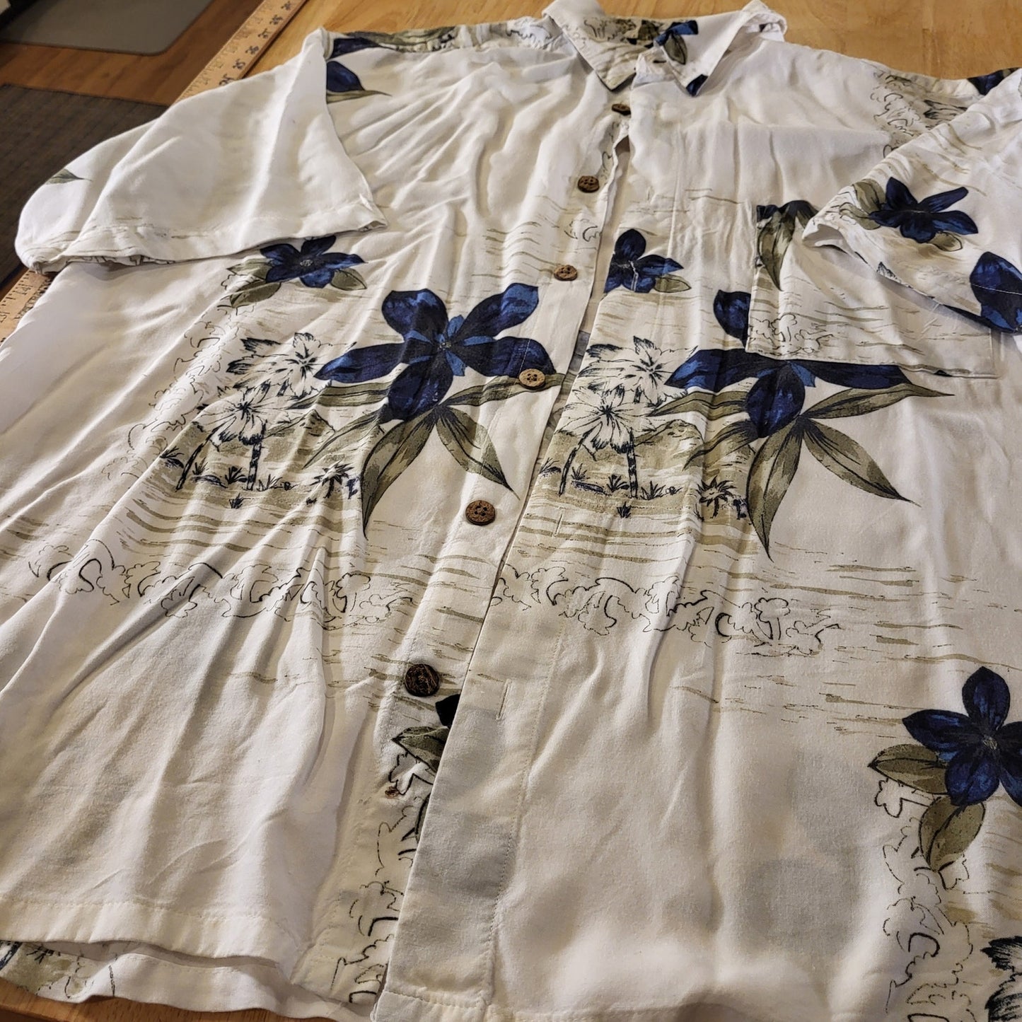 Puritan Viscos White Hawaiian Collared Short Sleeve Shirt Blue Green Large