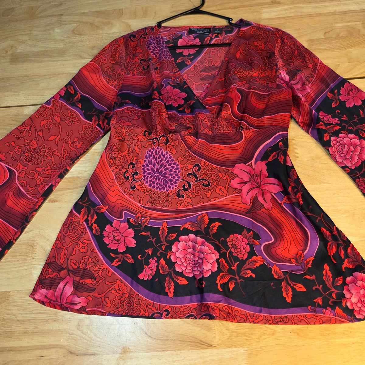 New York City design company 100% silk size large Asian print pink floral blouse