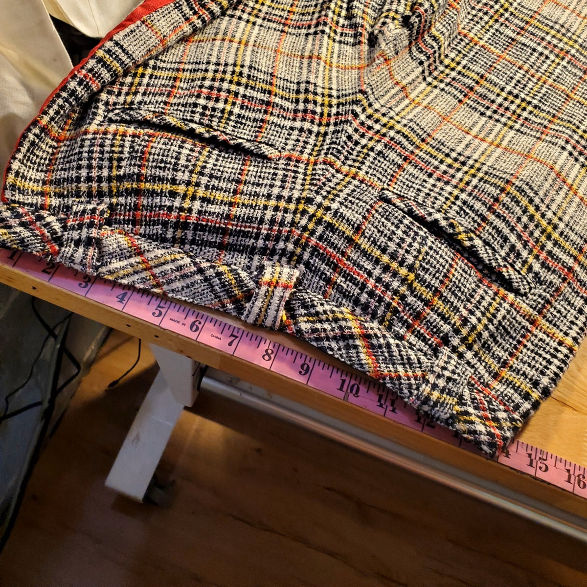 Free People 100% cotton size 2 plaid cigarette pants striped side