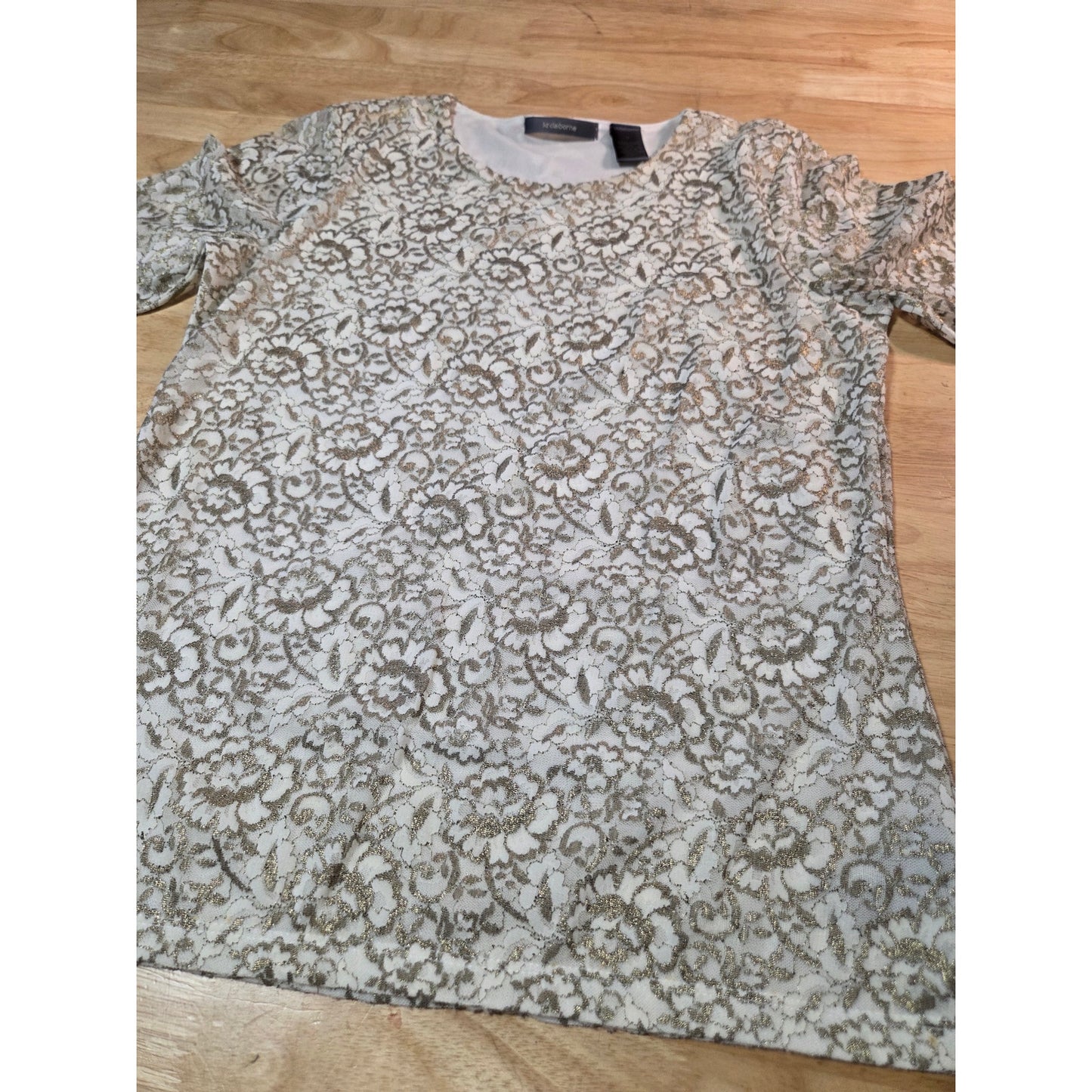 Liz Claiborne white metallic gold lace blouse lined size medium stretch