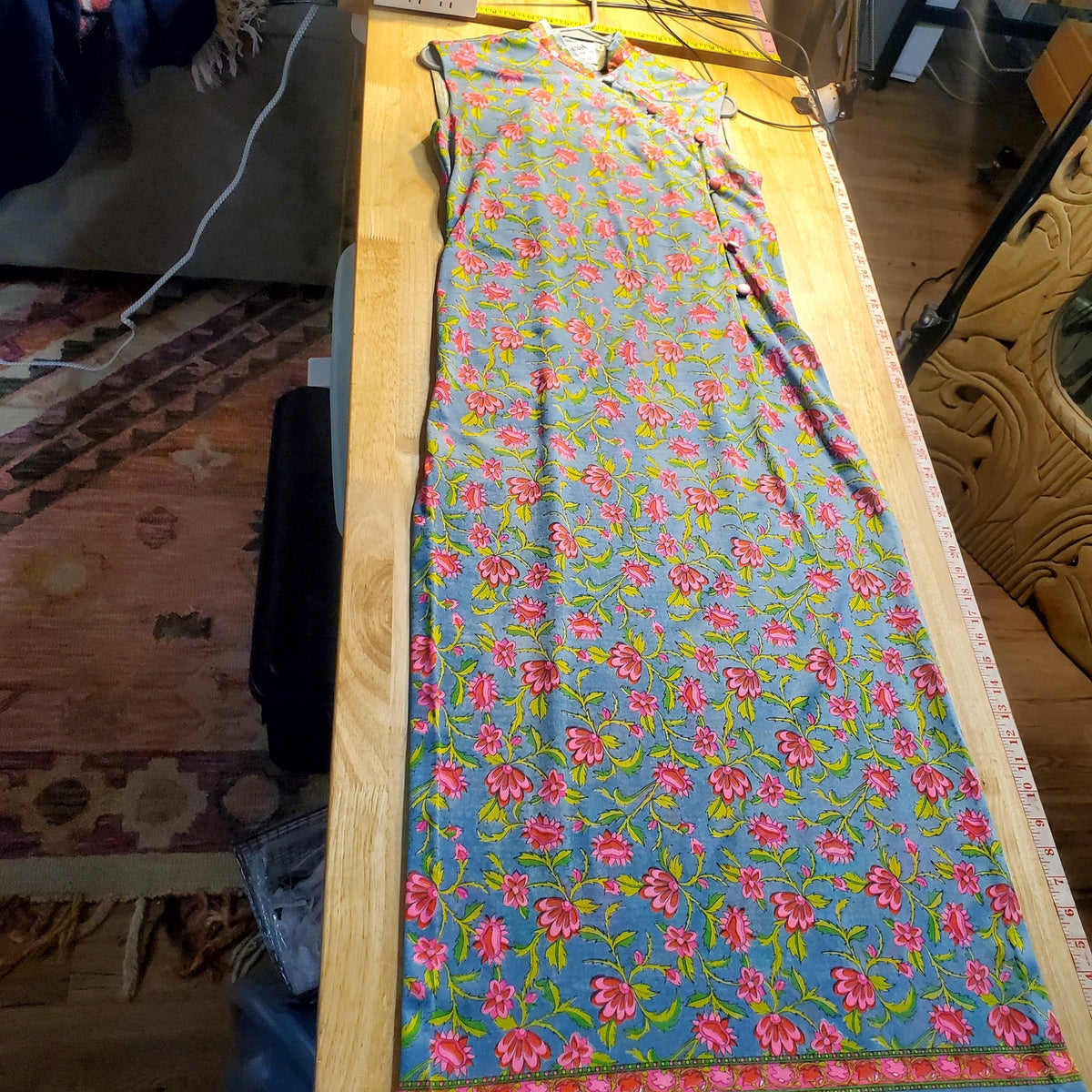 VINTAGE CHINESE TRADITIONAL DRESS BLUE PINK GREEN FLORAL POLYESTER SM