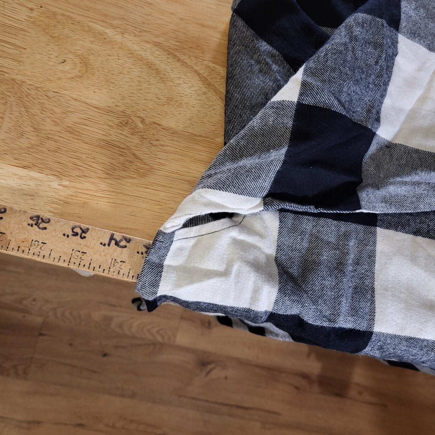 NWT Old Navy Black & White Buffalo Check Flannel Pajama Set Large