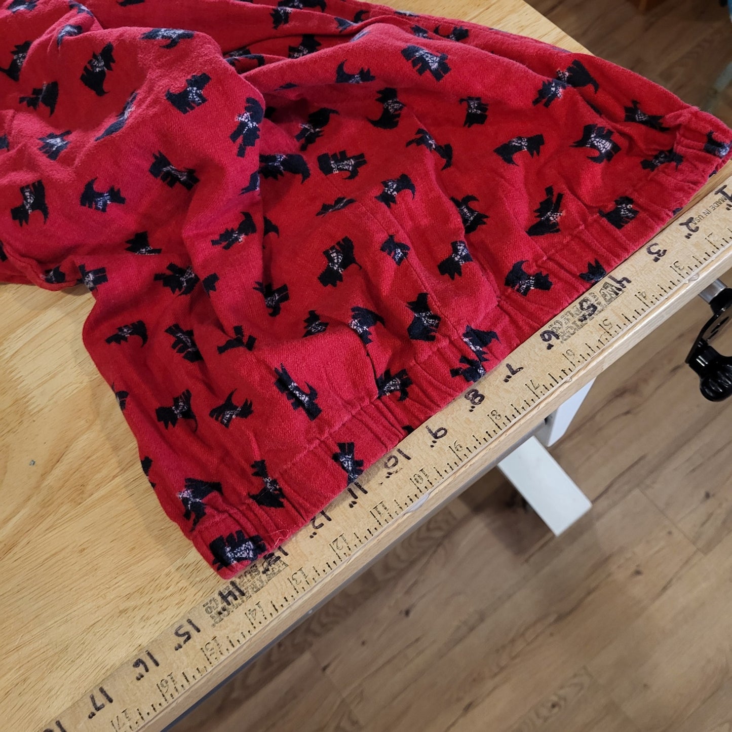 Adonna Red Flannel 100% Cotton Pajama Set Yorkie Dogs Bows Large