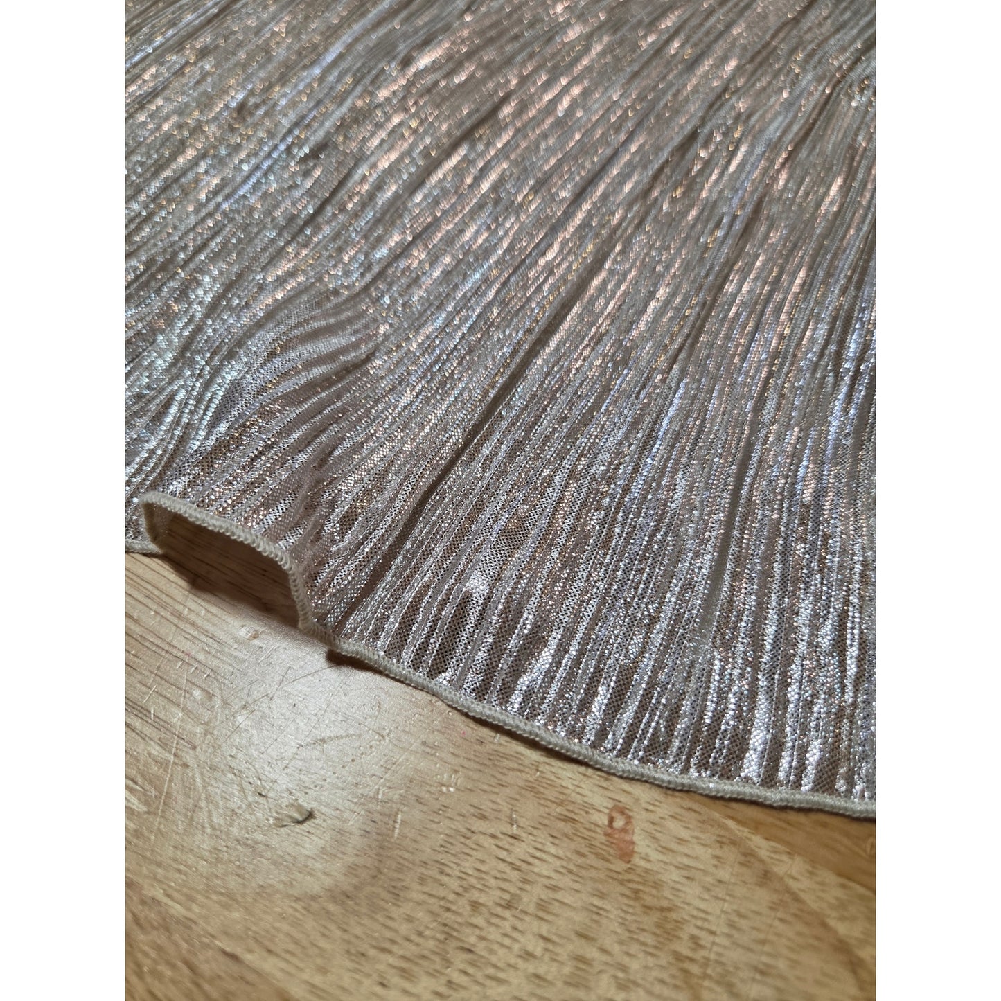 Chenault metallic long sleeve pleated blouse nylon rayon small