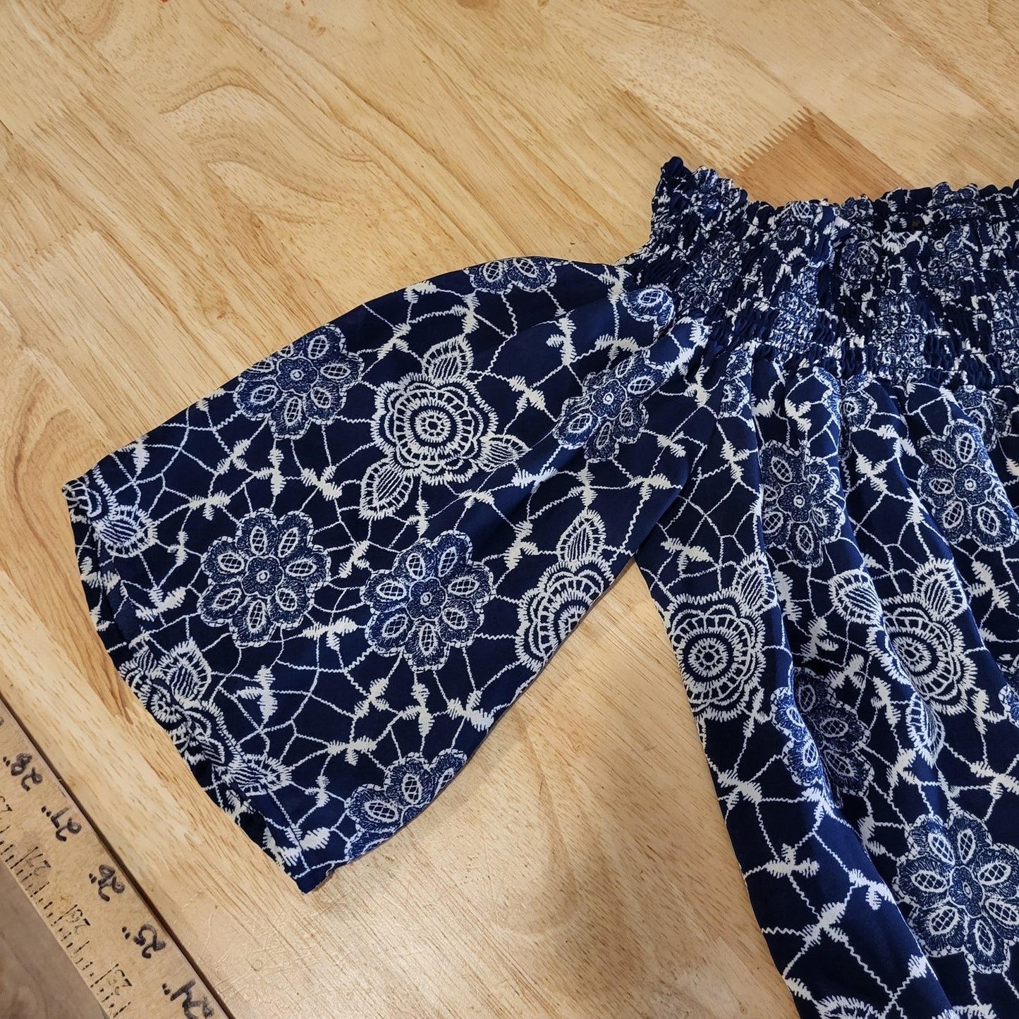 Navy Blue Floral Off The Shoulder Keyhole Back Elastic 17" P2P