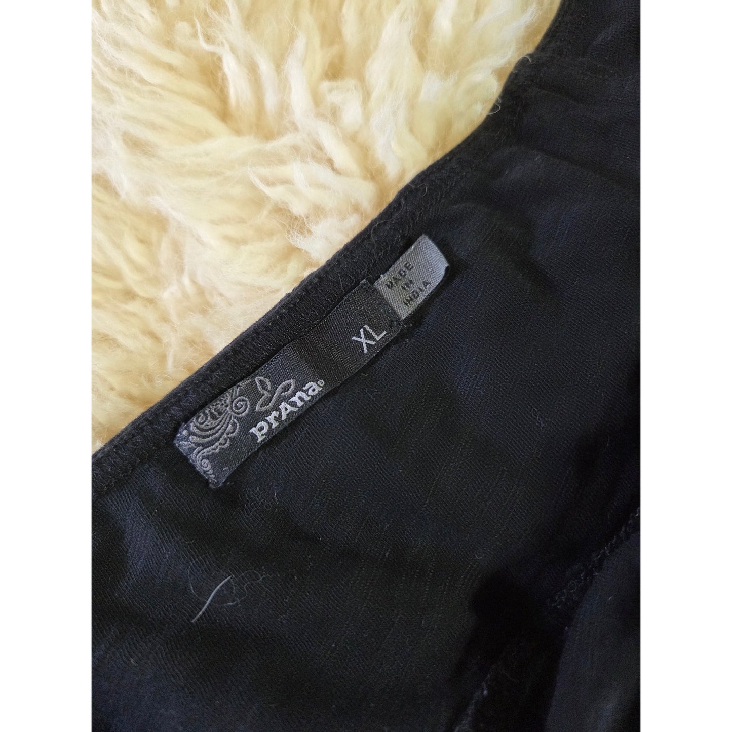 Prana black jersey knit asymmetrical t-shirt skirt Shin length black XL