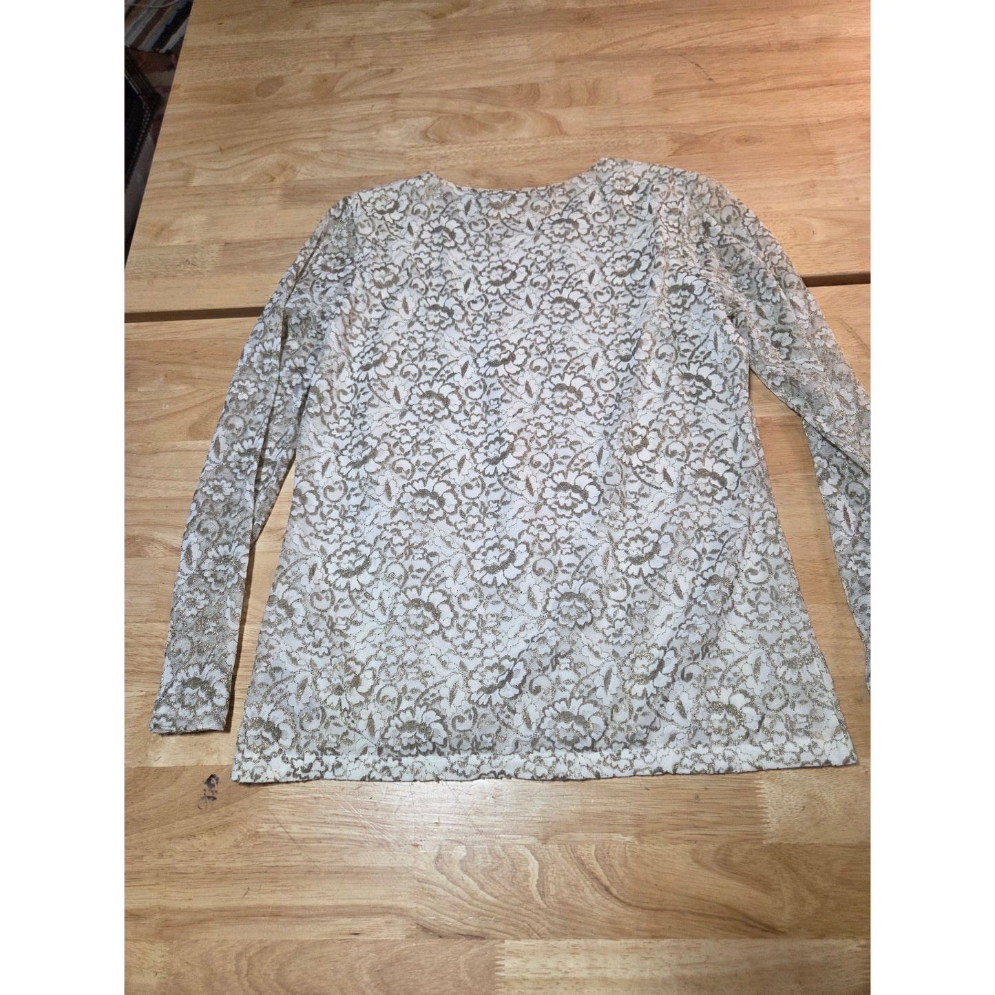 Liz Claiborne white metallic gold lace blouse lined size medium stretch