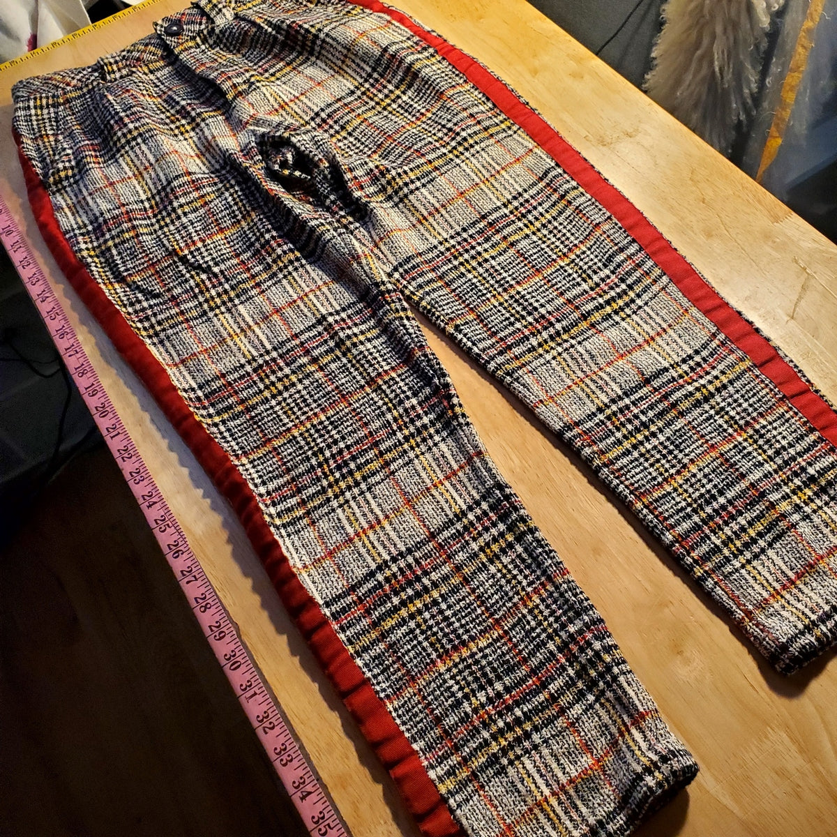 Free People 100% cotton size 2 plaid cigarette pants striped side
