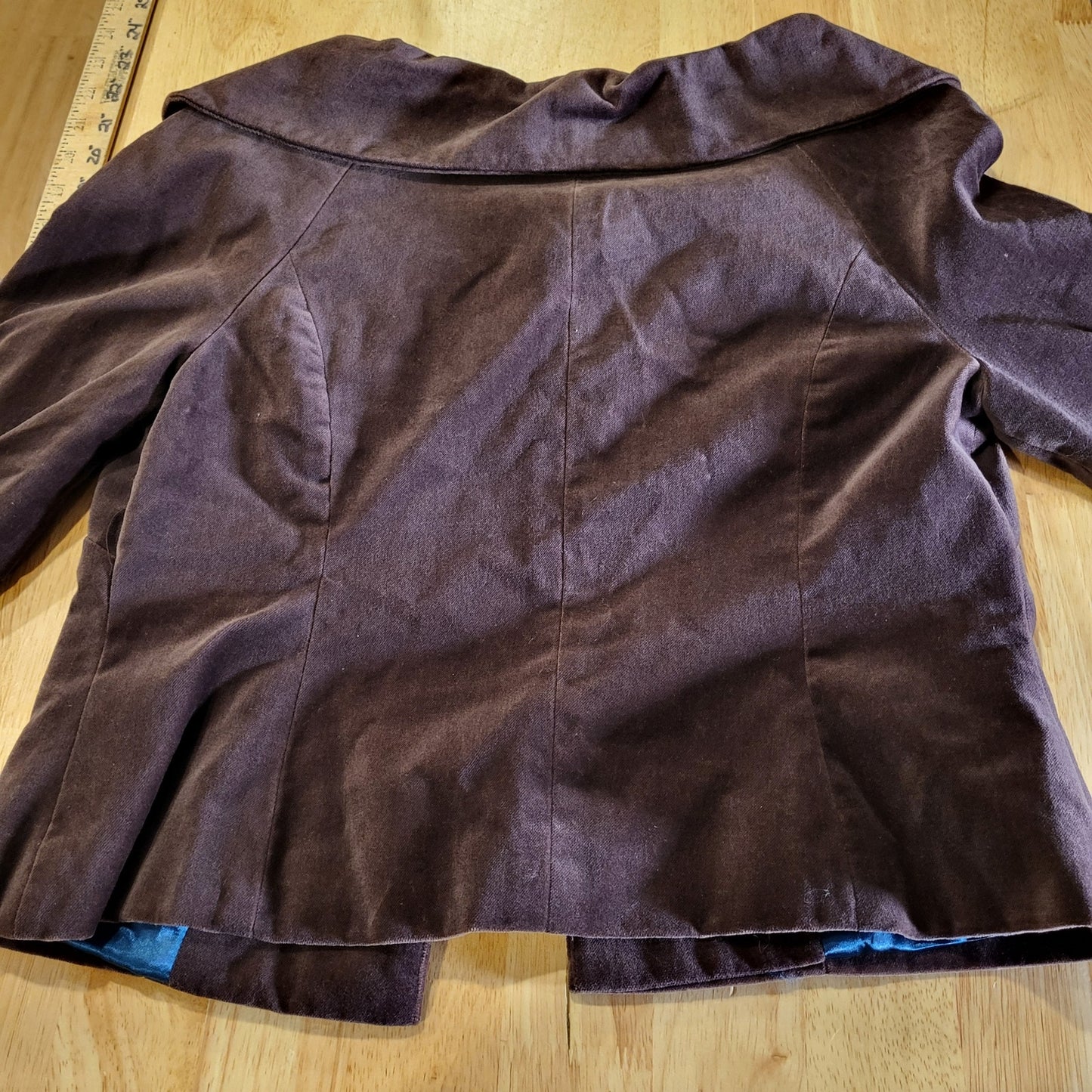 NWT Cambridge Dry Goods Opera Coat Covered buttons Collar Cuff 4 Lined Darts