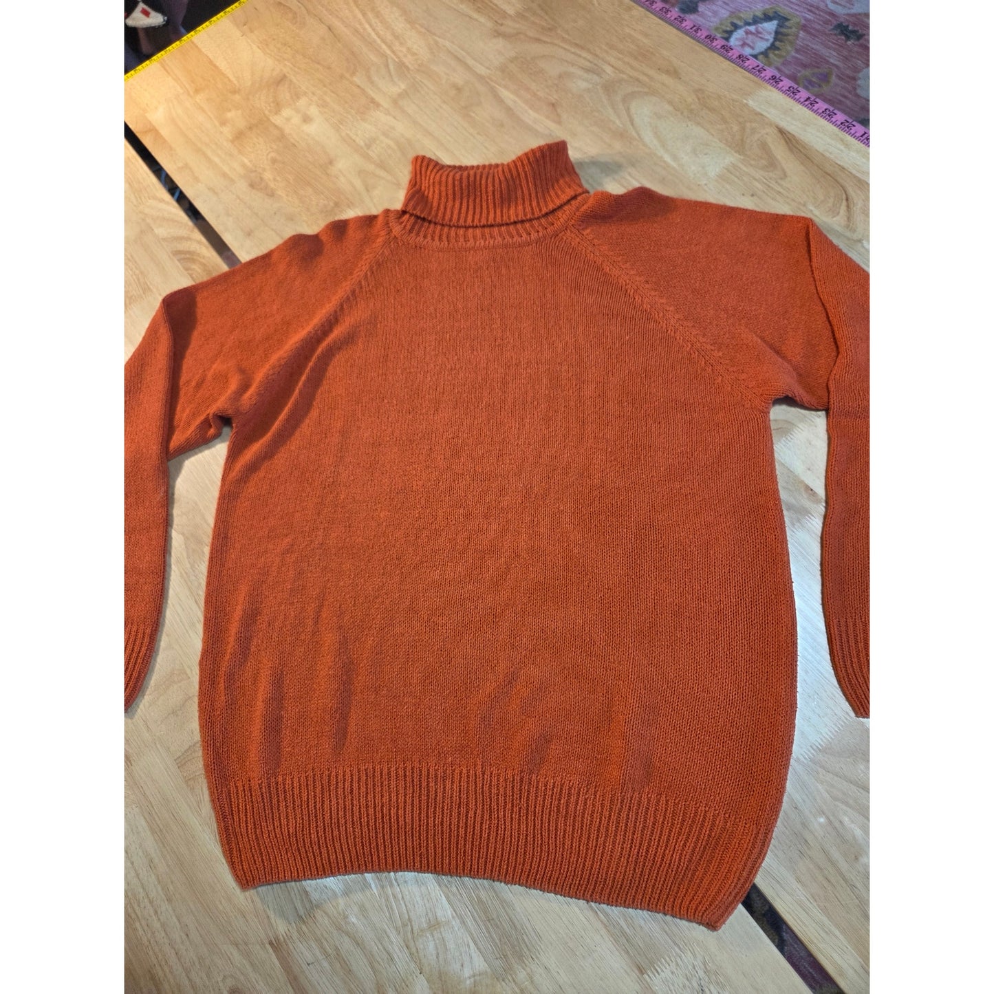 Winter silks vintage silk knit orange turtleneck sweater close close-knit medium